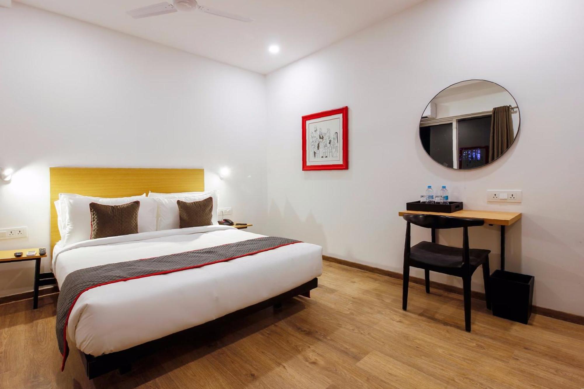 Super Townhouse Rcc Elite Hotel Hyderabad