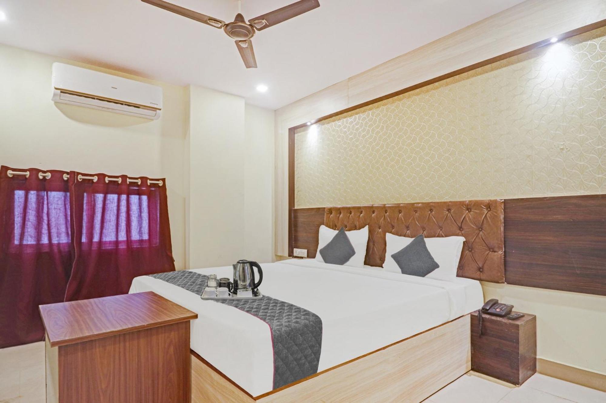 Townhouse Ragas Grand 4* Hyderabad