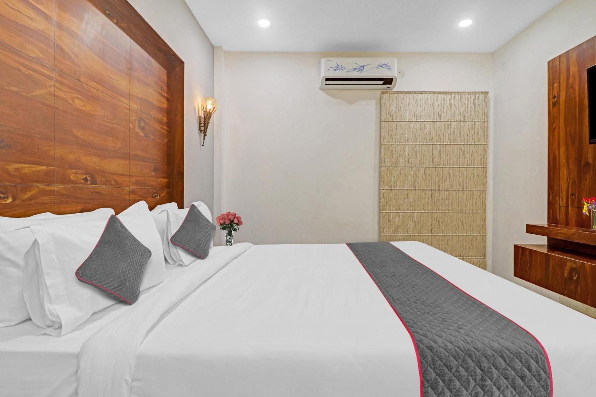 Super Townhouse Rcc Pride Hotel Hyderabad