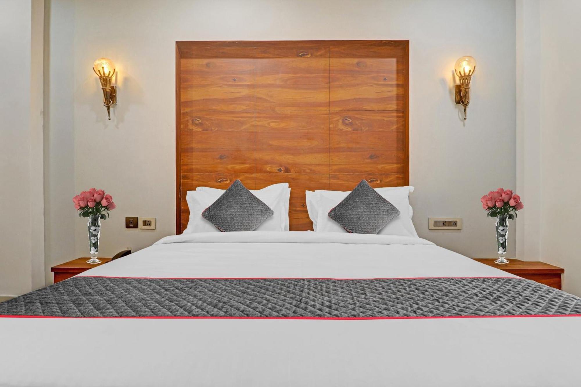 Hotel Super Townhouse Rcc Pride Hyderabad