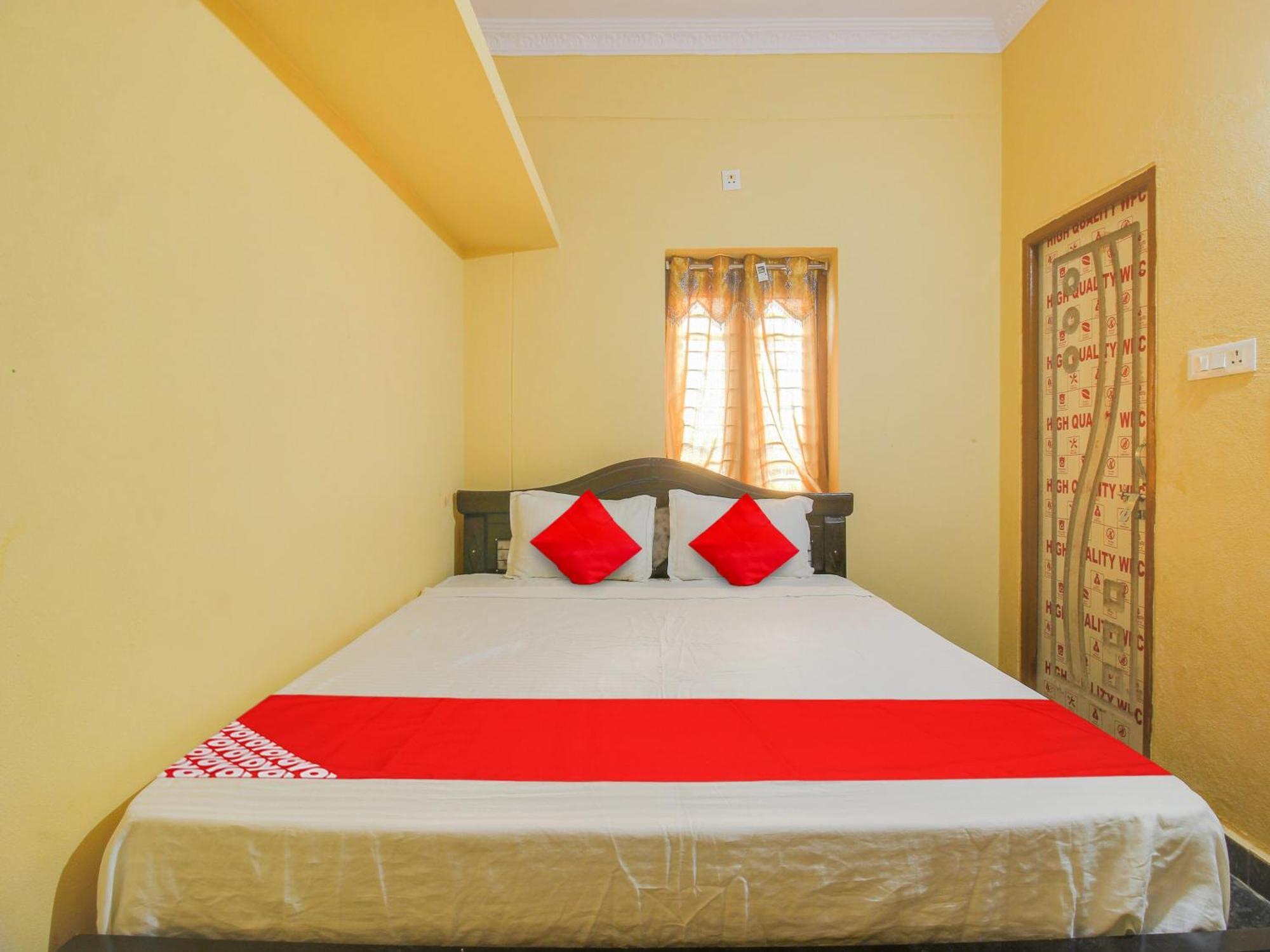 Hotel O Am Luxury Ac Room'S