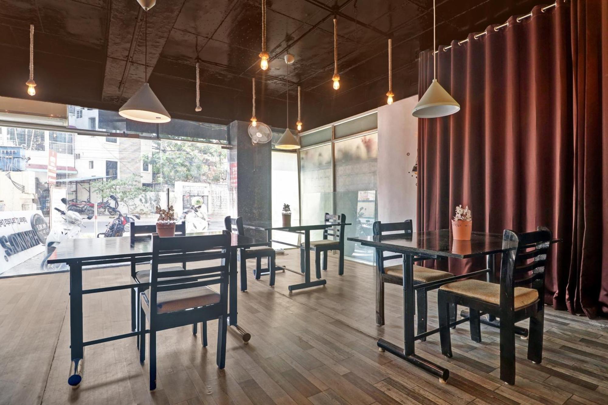 Super Capital O Qualia Gachibowli 3*