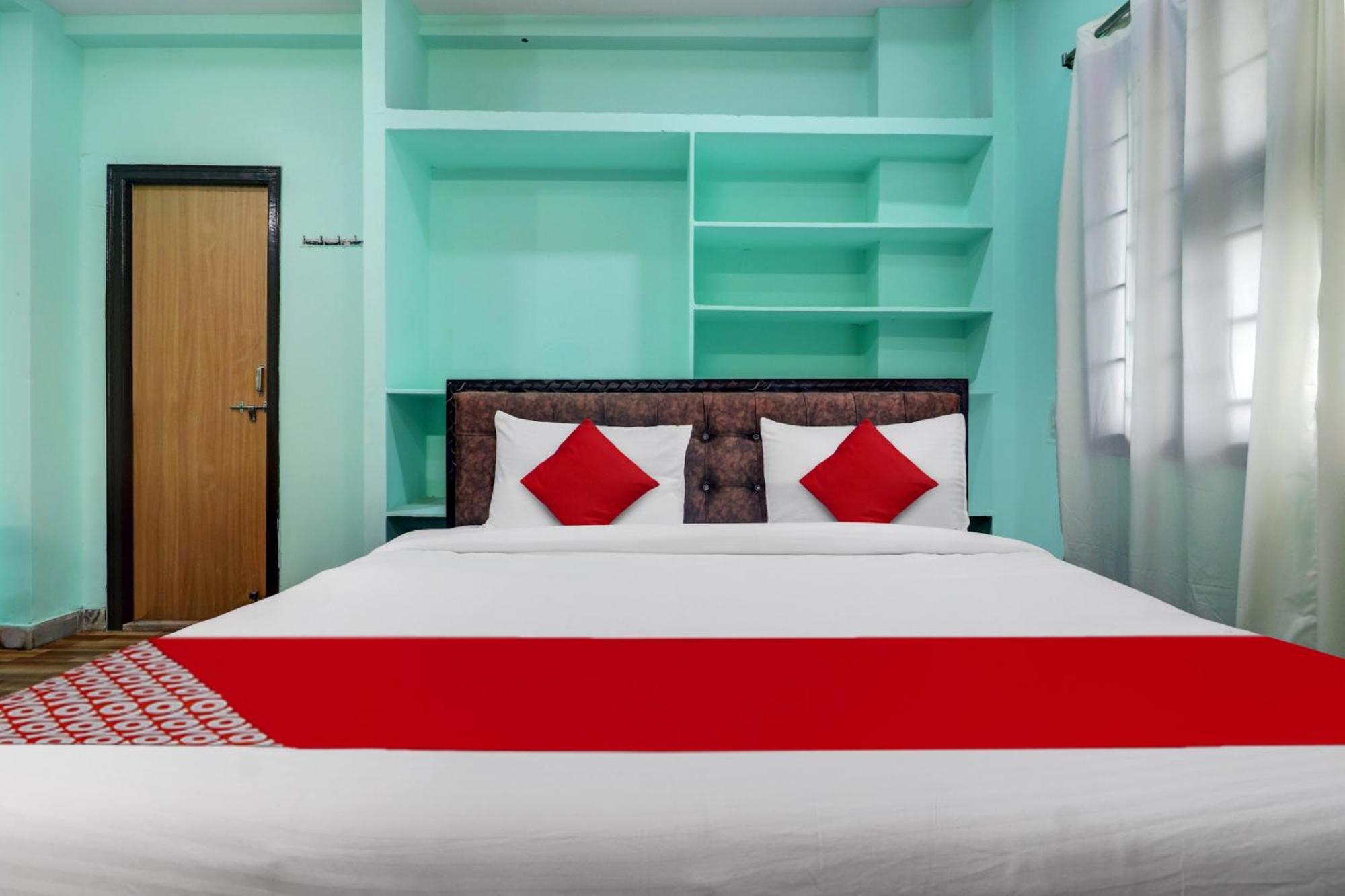 Hotel O S Grand Residency Hotel 3*