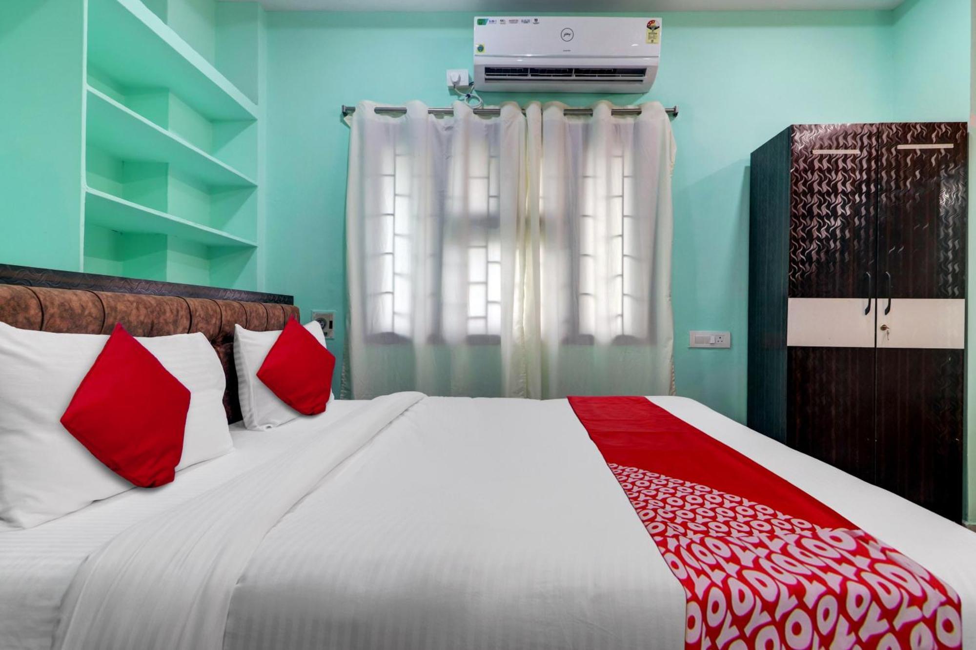 Hotel Hotel O S Grand Residency