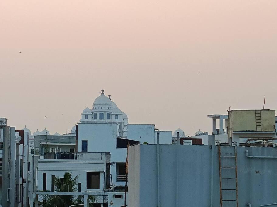 Toit -ac Himayathnagar Apartment Hyderabad