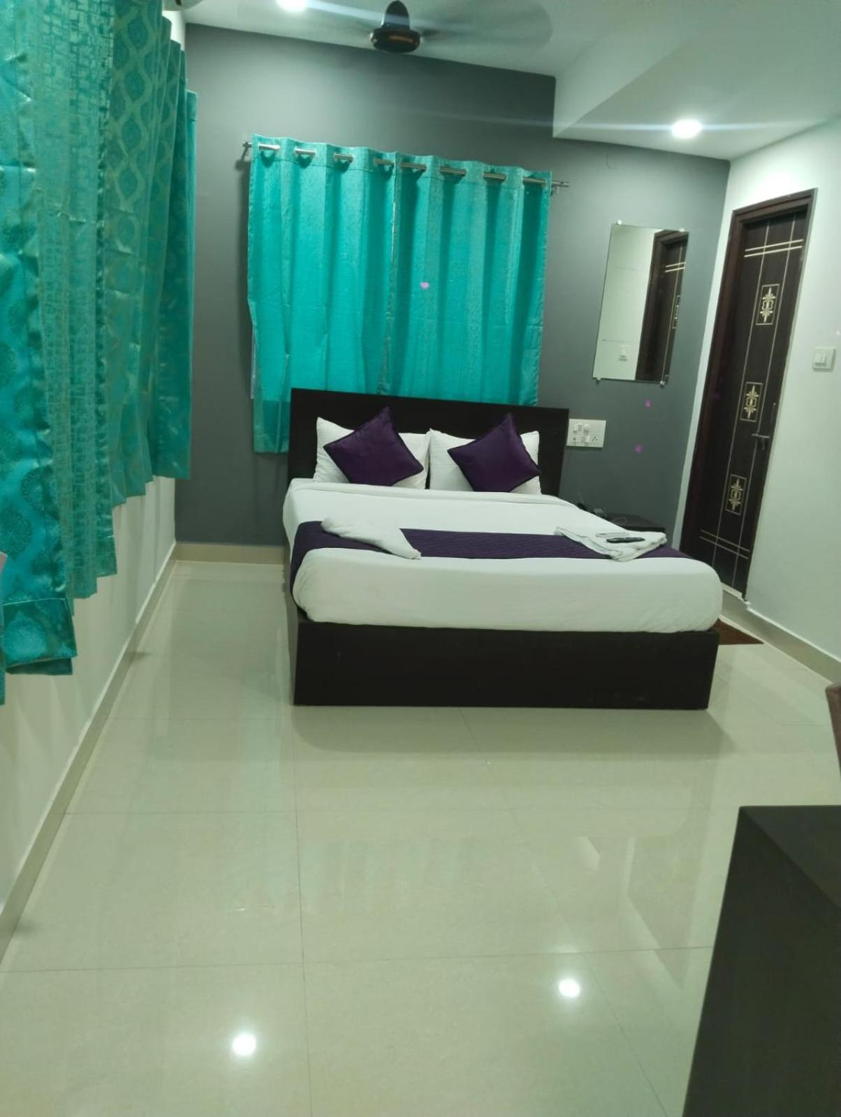 Hotel Deccan Retreat Hyderabad