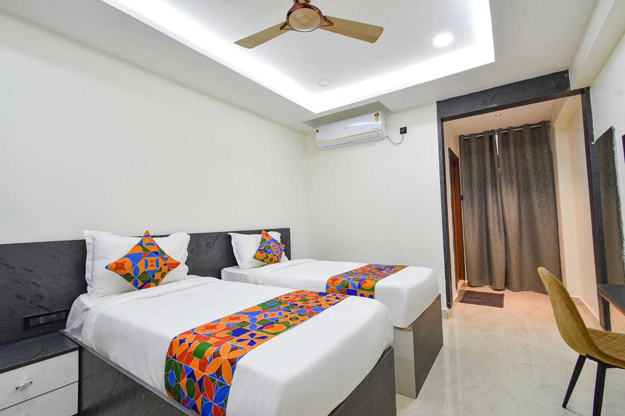 Fabhotel Prime Srishoin - Nr Tcs Deccan Park, Hitech City 3*