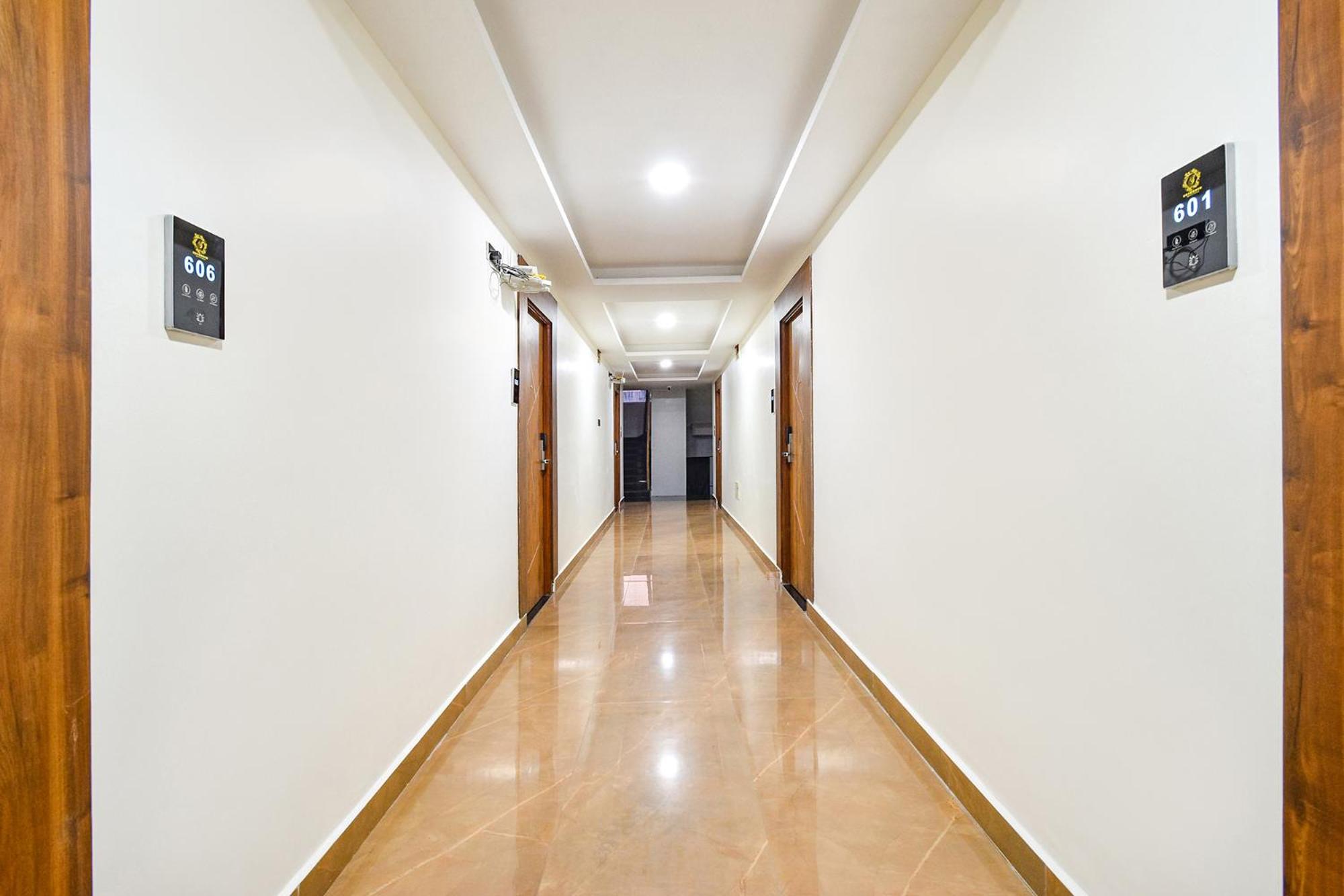 Fabhotel Prime Srishoin - Nr Tcs Deccan Park, Hitech City Hotel