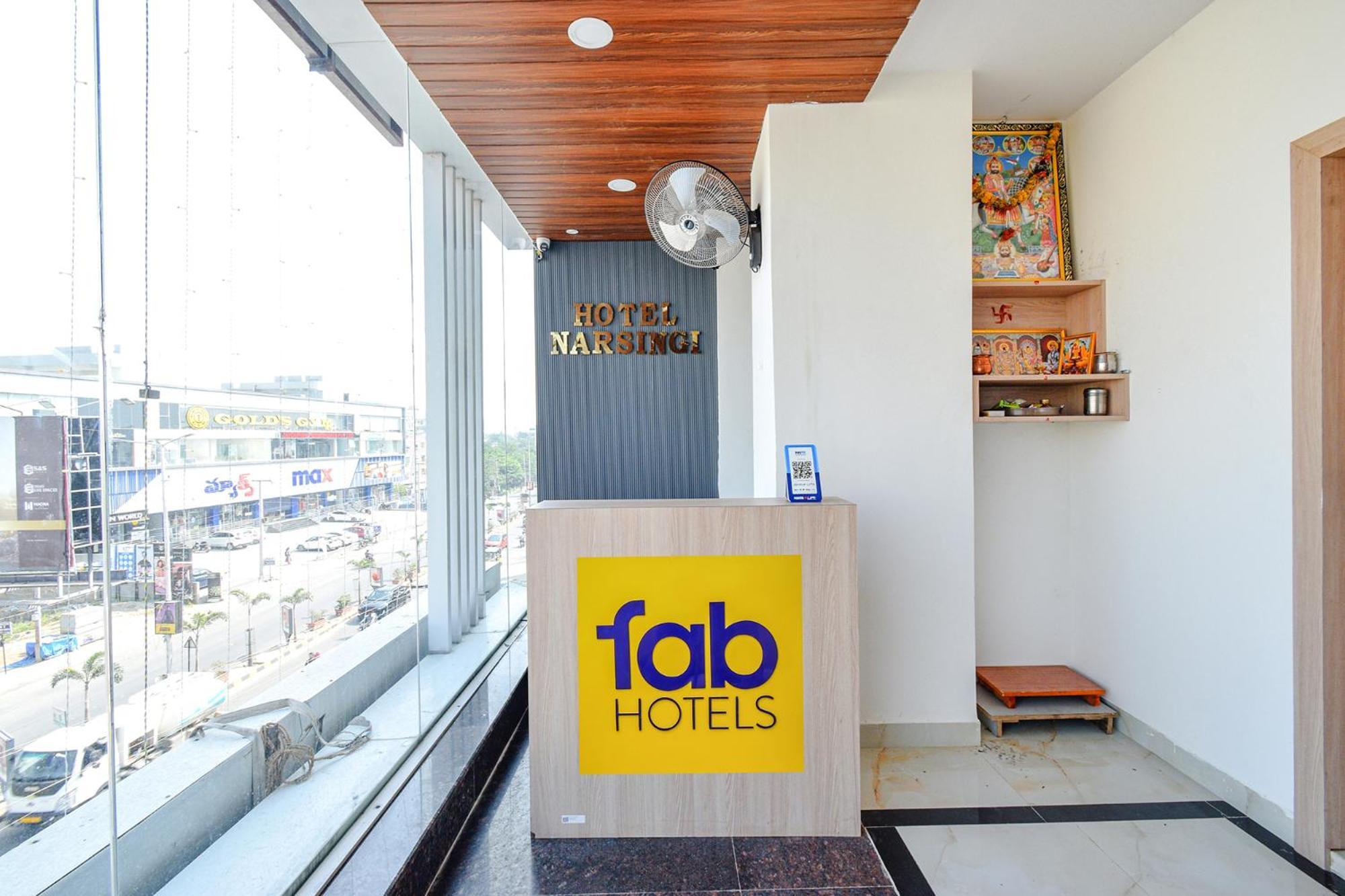 Hotel Fabhotel Narsingi 3*