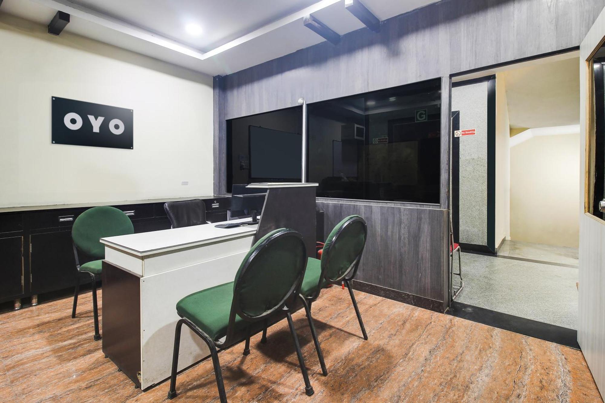Hotel O Anuguna Tulasi Grand Near Jntu Hyderabad