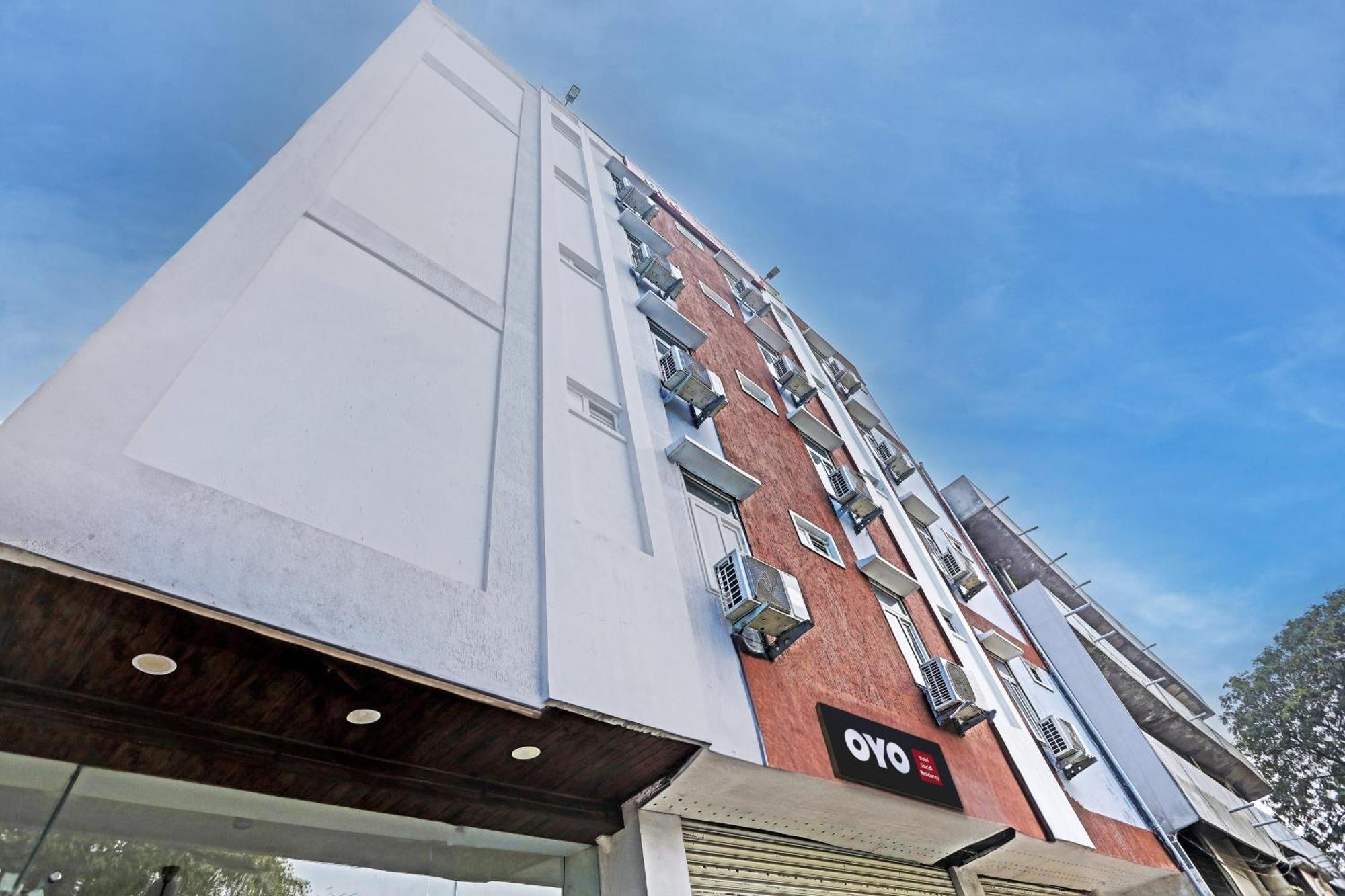 Hotel O Shiridi Residency Near Birla Mandir Hyderabad