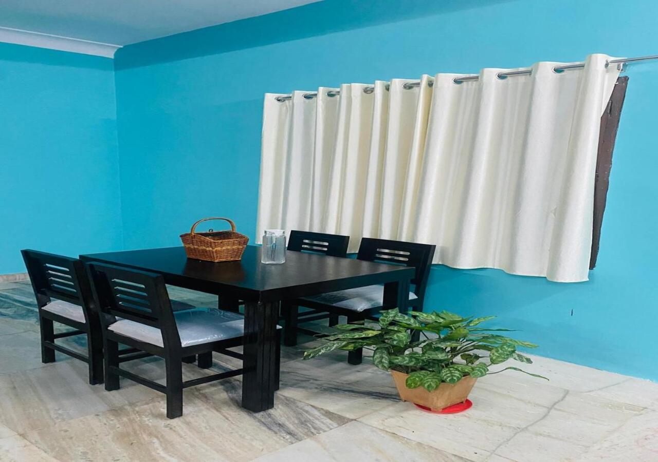 Individual Near Apollo Jubilee Hills * Hyderabad