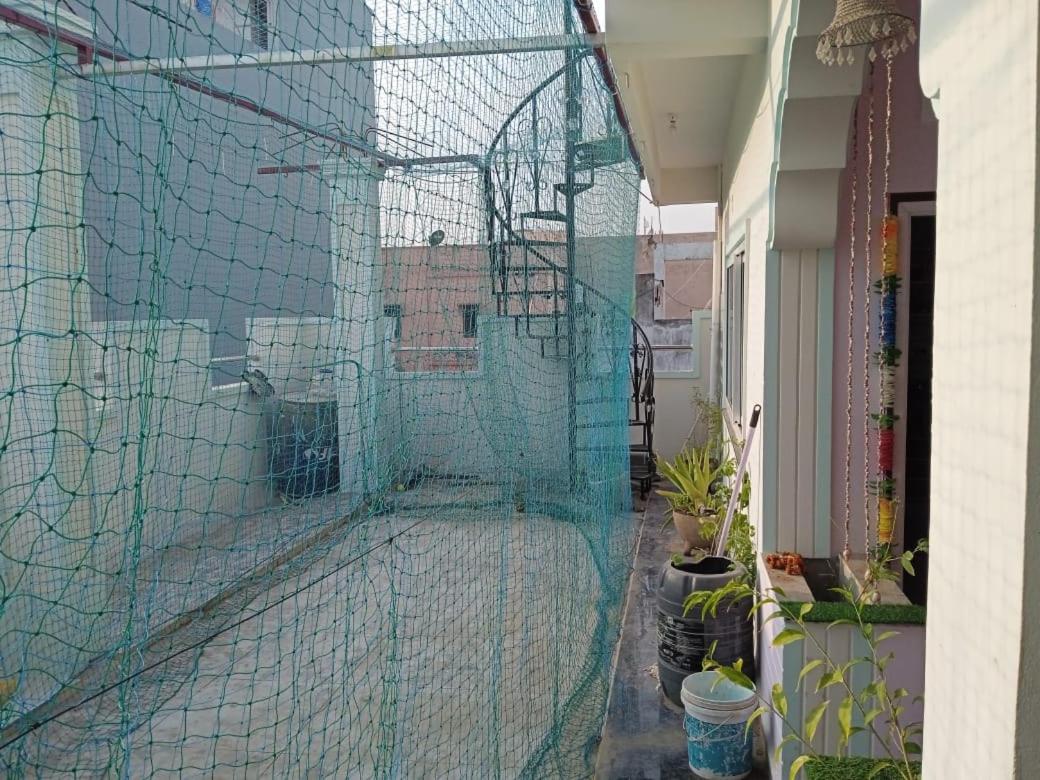 Dziire Service Homestay Hyderabad