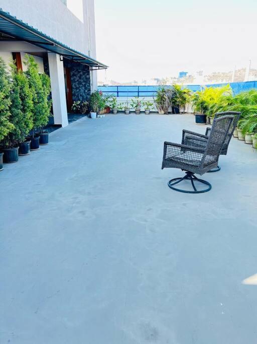 Luxury 3-br Penthouse * Hyderabad