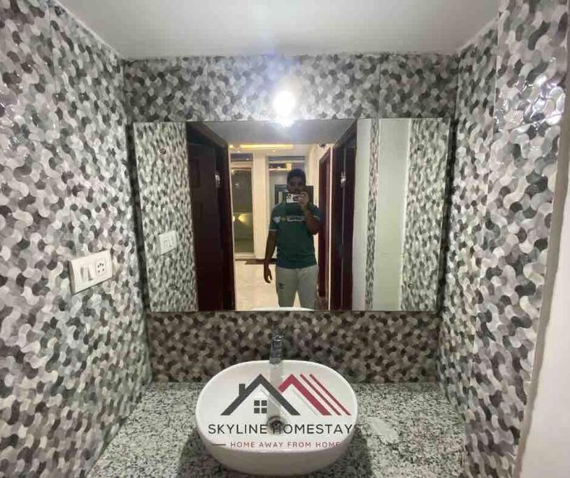 Modern 3bhk Penthouse In Rajendranagar By Skyline Apartment *