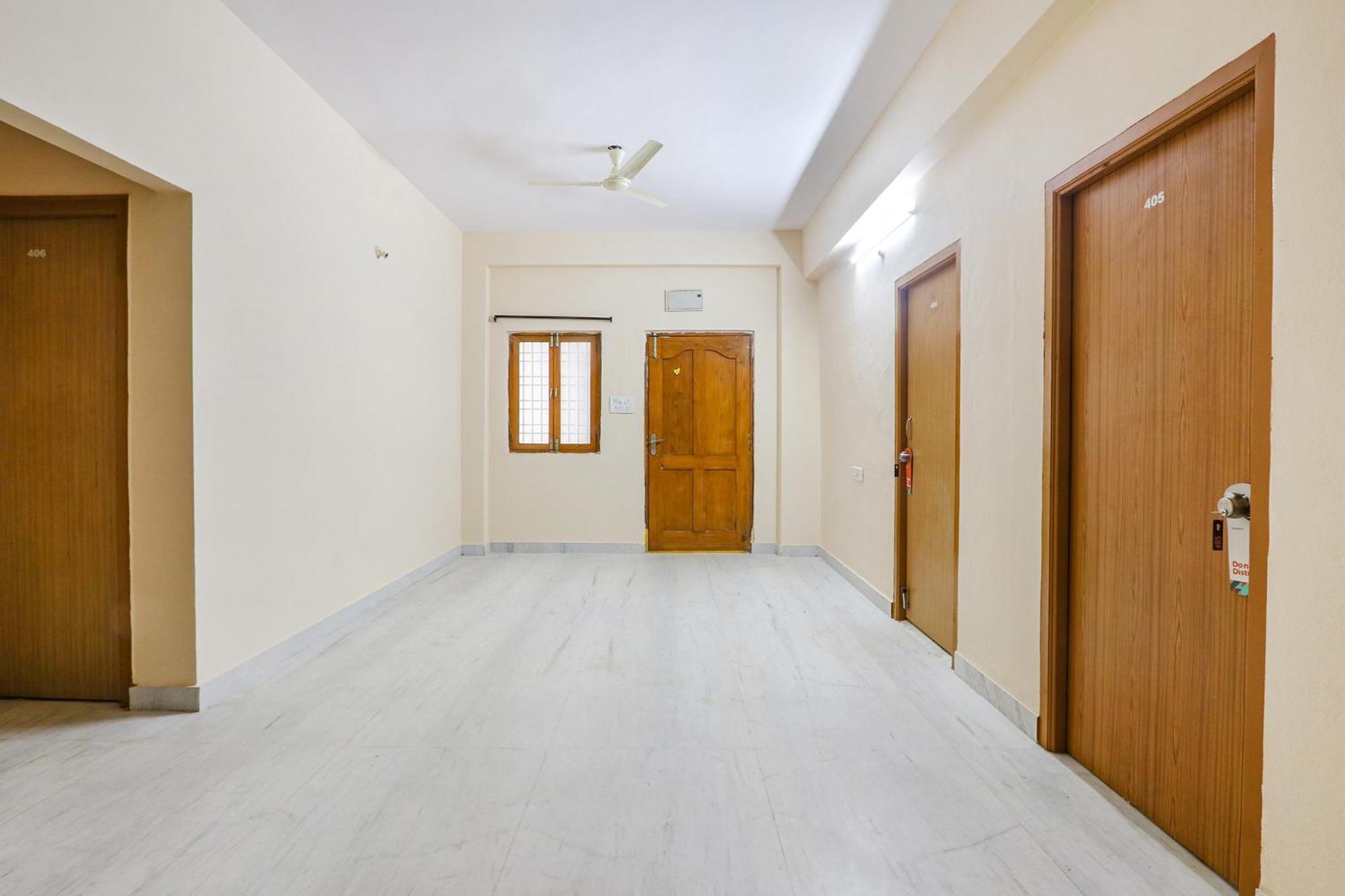Fabhotel Prestige Castle - Nr Kims Hospital, Kondapur Hotel 3*