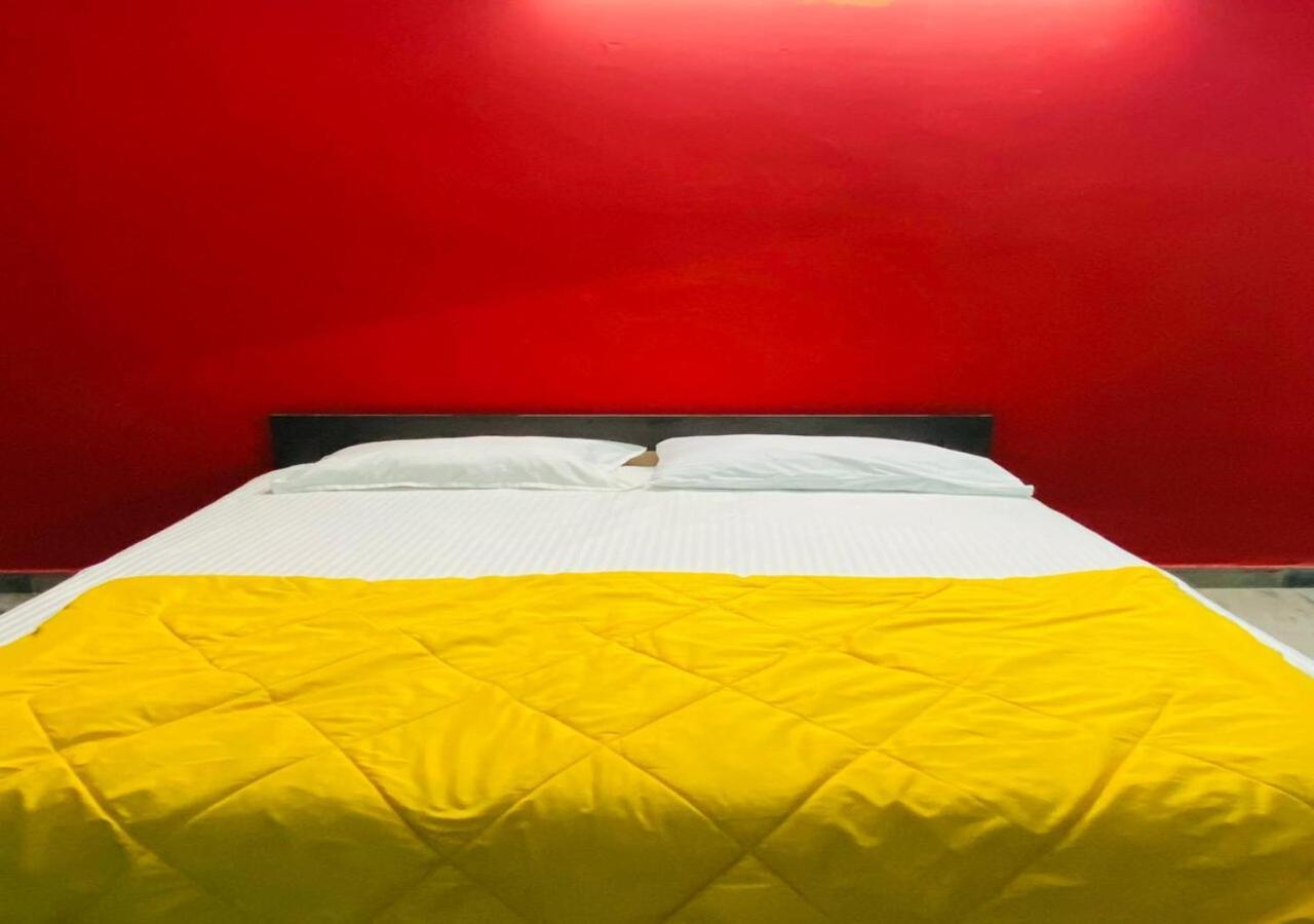 Individual Near Apollo Jubilee Hills * Hyderabad