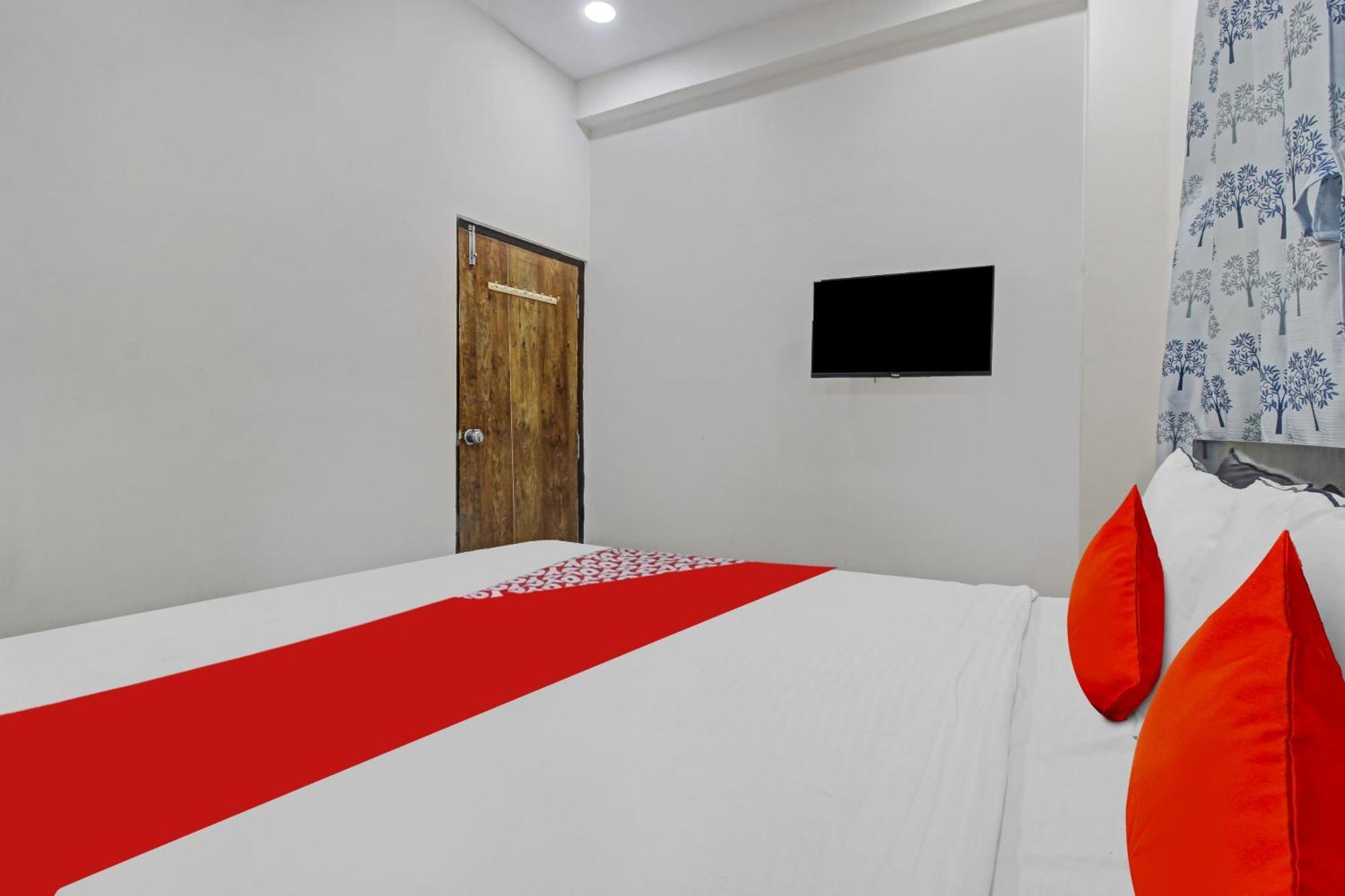 Hotel O Gvs Grand Hotel 3*