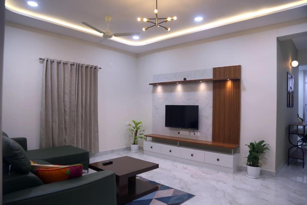 Aavasam - 3bhk- Gachibowli * Hyderabad