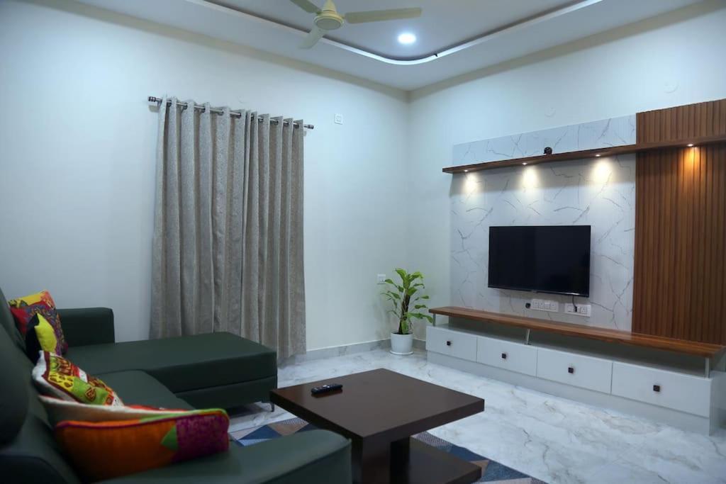 Aavasam - 3bhk- Gachibowli *