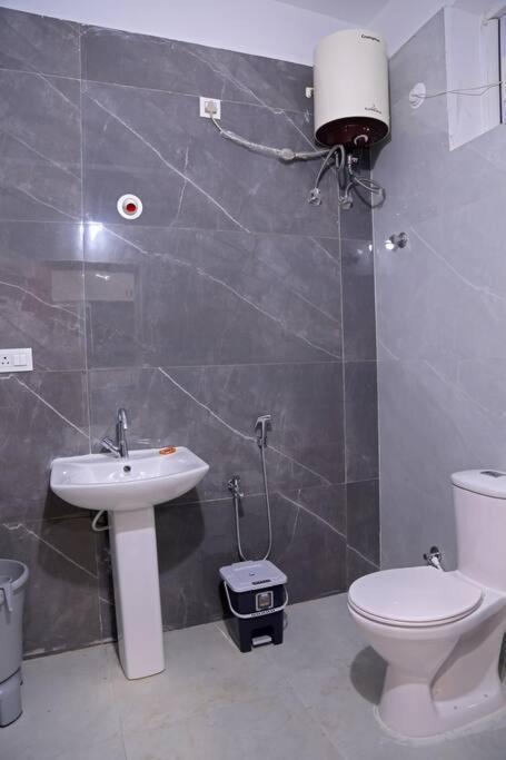 Aavasam - 3bhk- Gachibowli Apartment
