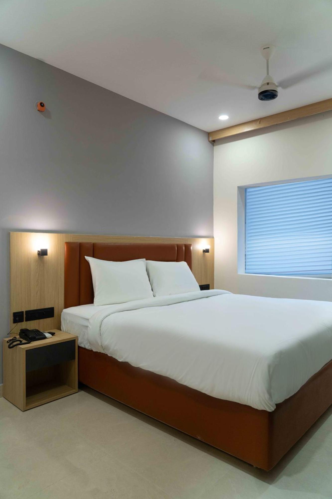 Sunrise Business Hotel 3*