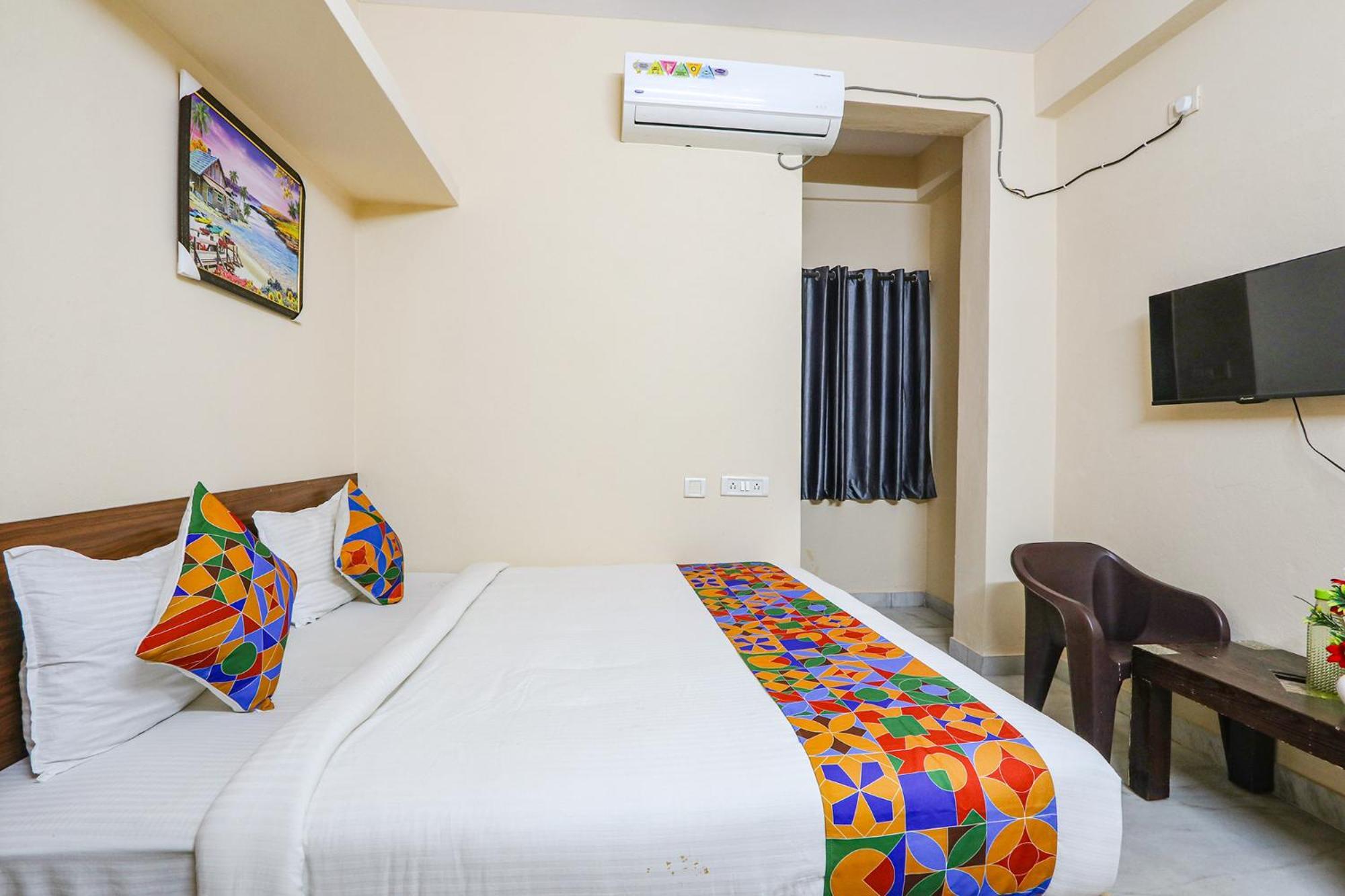 Fabhotel Prestige Castle - Nr Kims Hospital, Kondapur Hyderabad