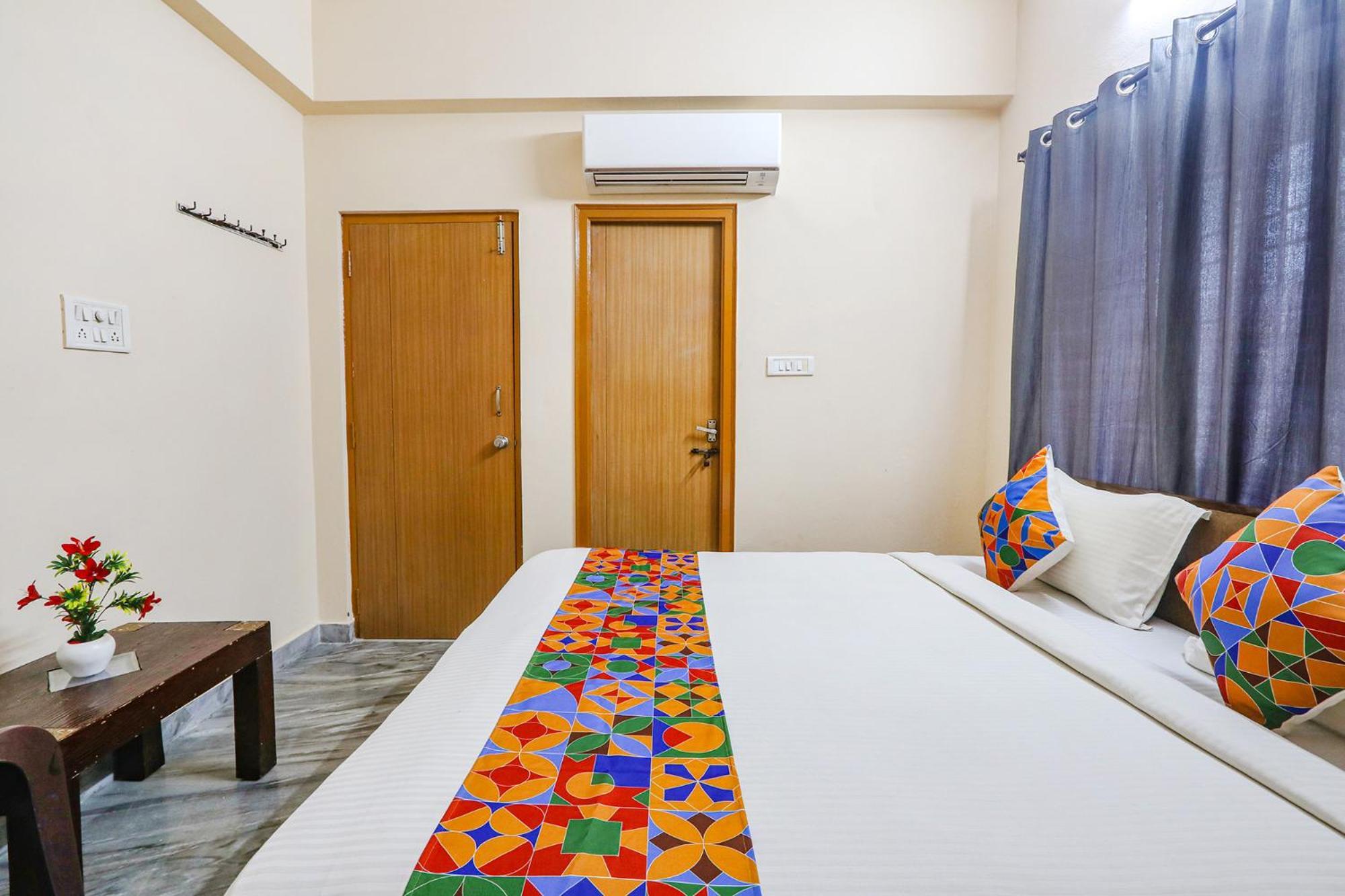 Fabhotel Prestige Castle - Nr Kims Hospital, Kondapur Hotel 3*