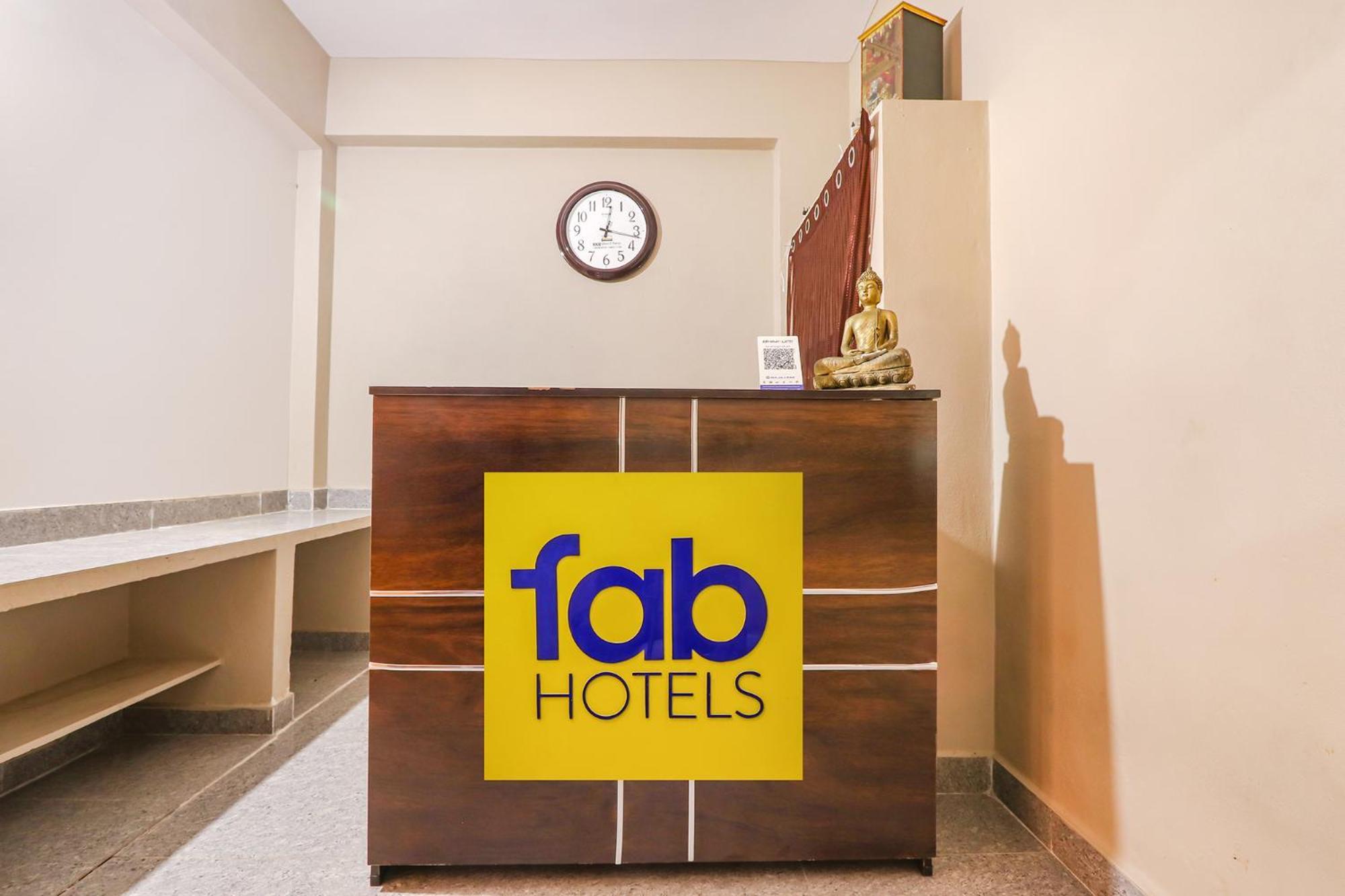 Fabhotel Prestige Castle - Nr Kims Hospital, Kondapur Hotel