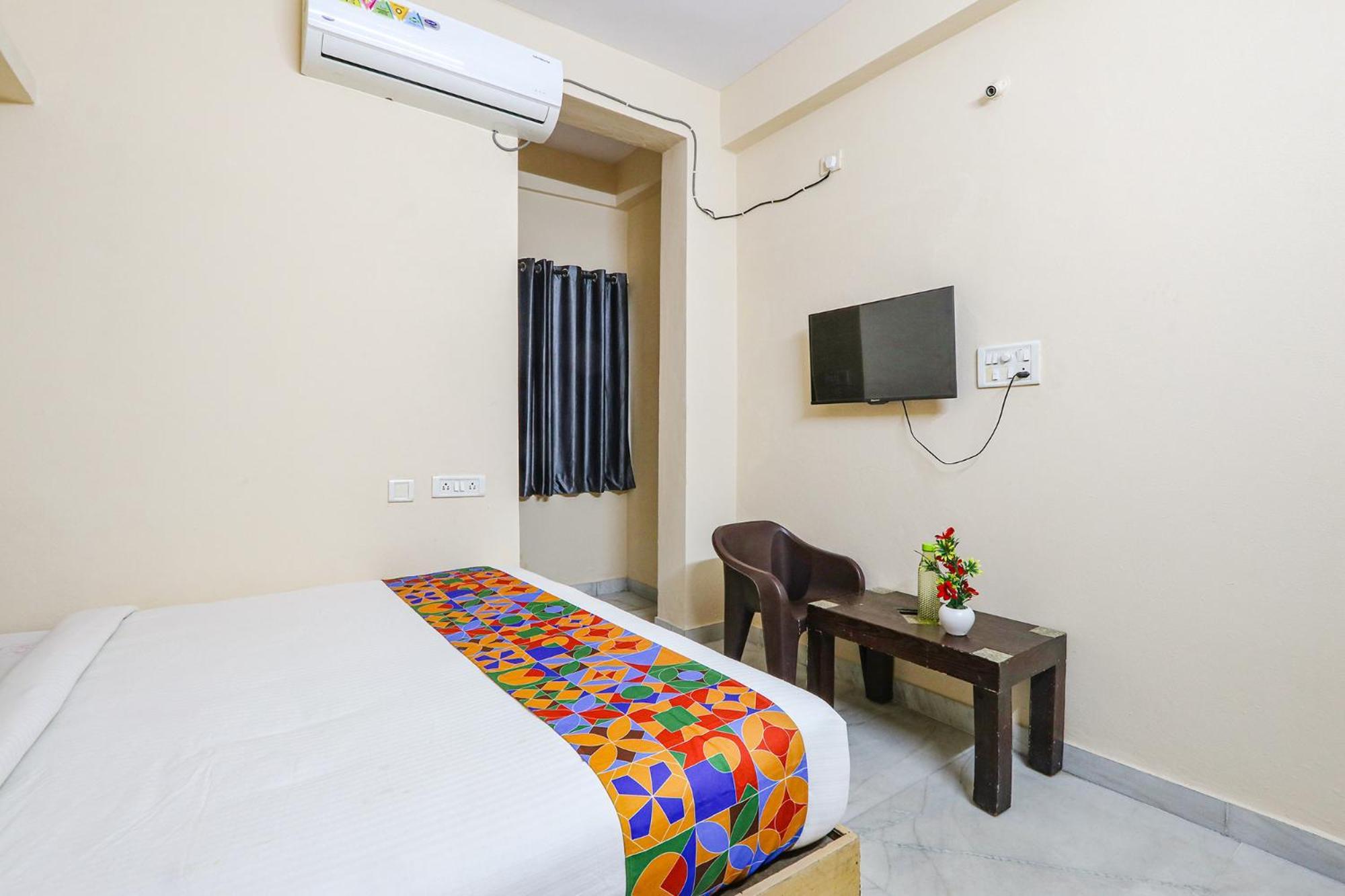 Fabhotel Prestige Castle - Nr Kims Hospital, Kondapur 3* Hyderabad