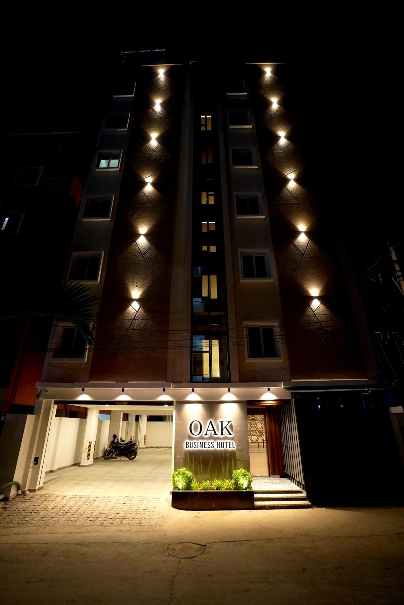 Hotel Oak Business 3*