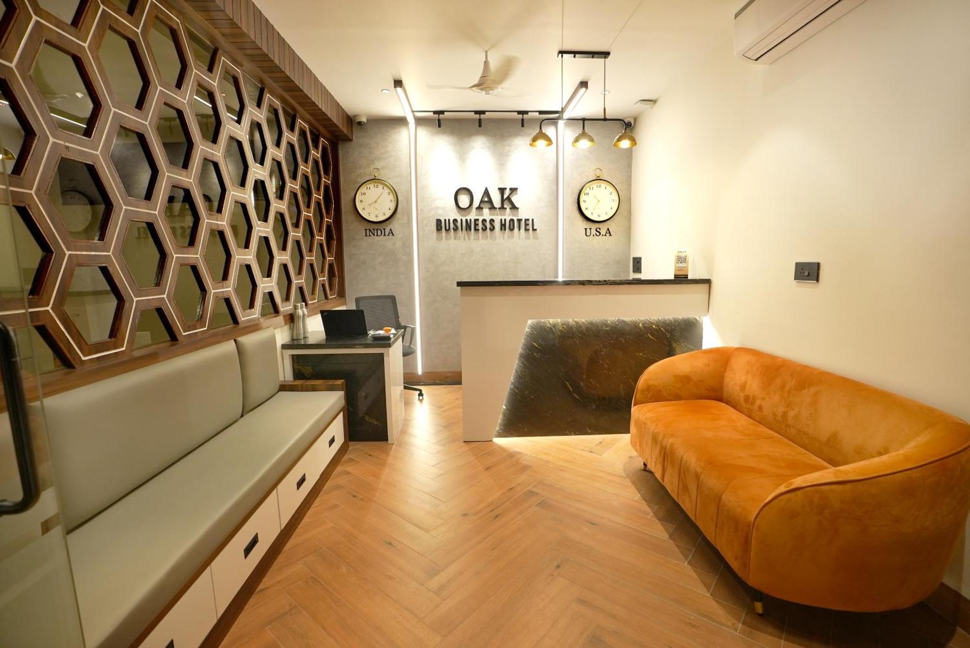 Hotel Oak Business 3*