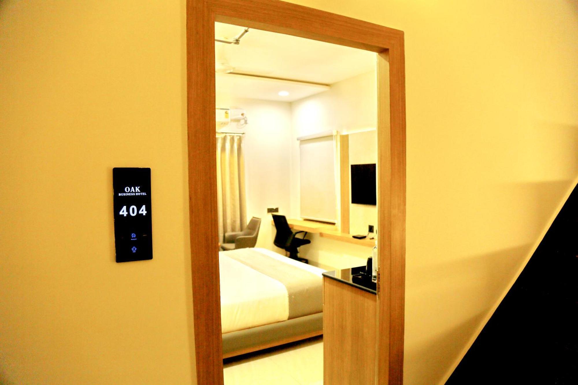 Oak Business Hotel Hyderabad