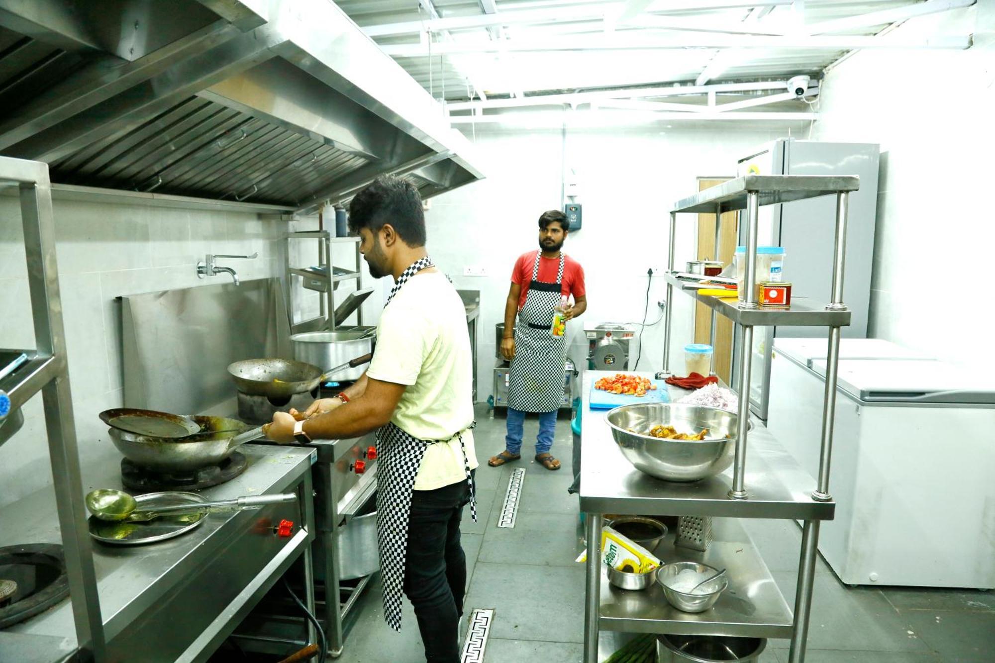 Oak Business Hotel Hyderabad
