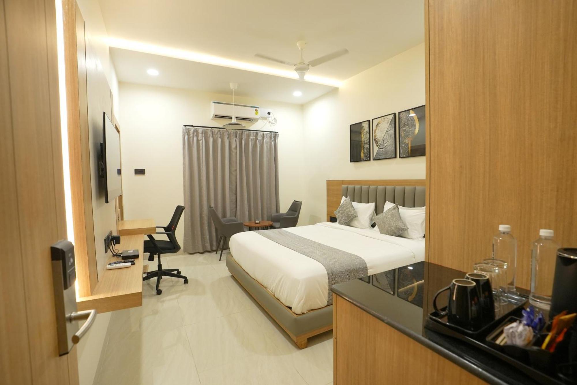 Oak Business Hyderabad