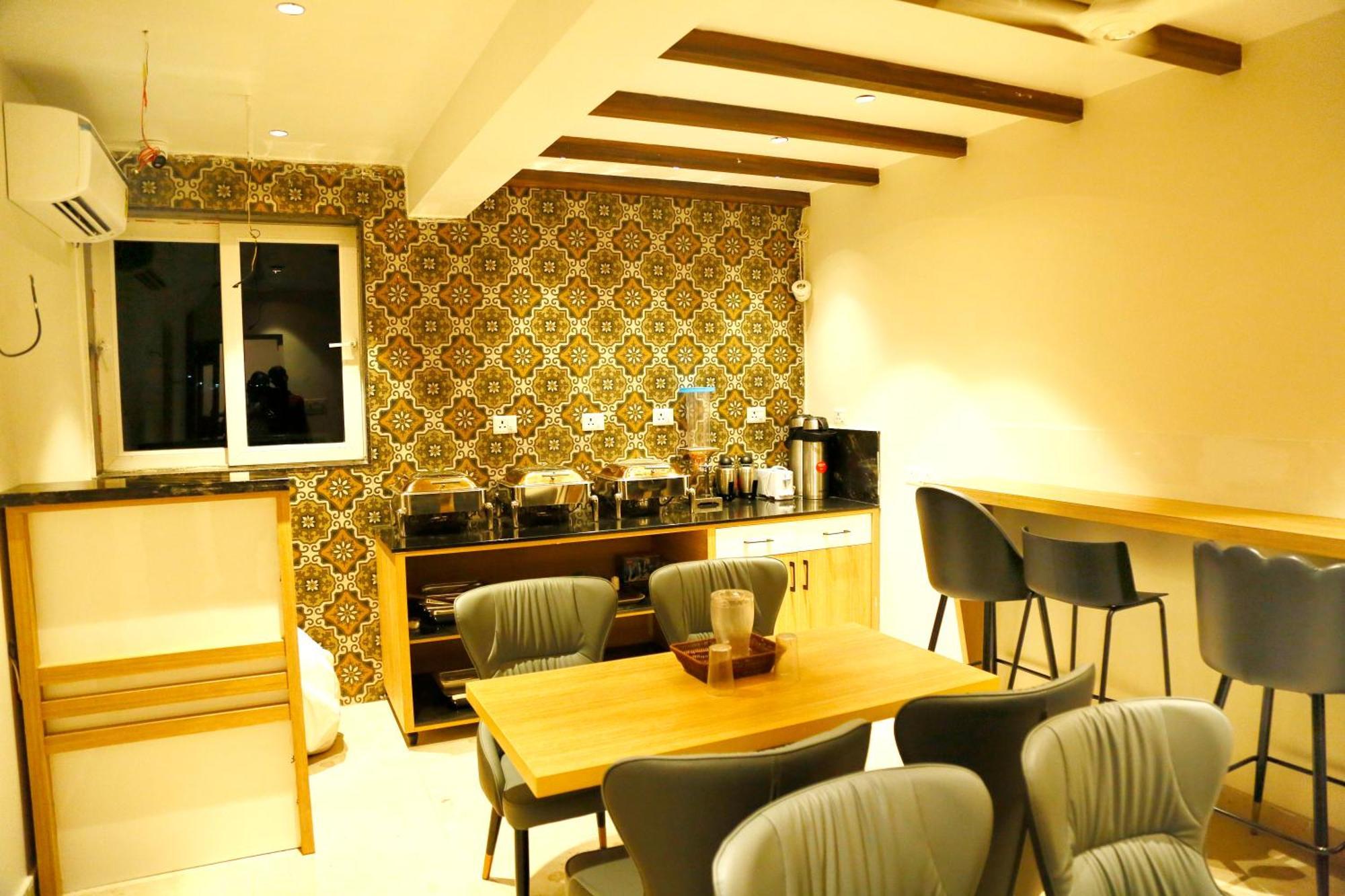 Oak Business Hotel Hyderabad