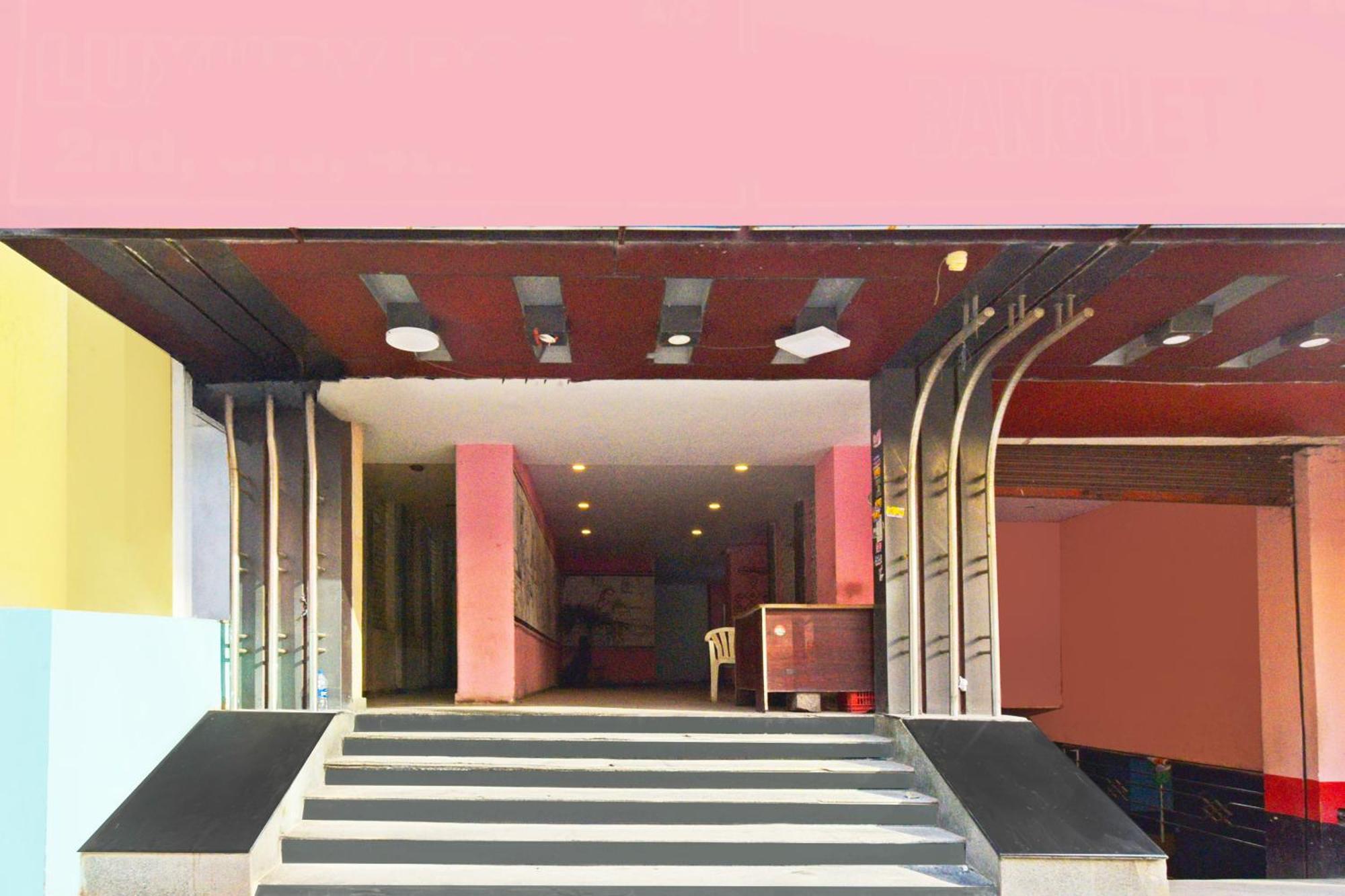 Super Townhouse Ameerpet Balkampet Road Hotel