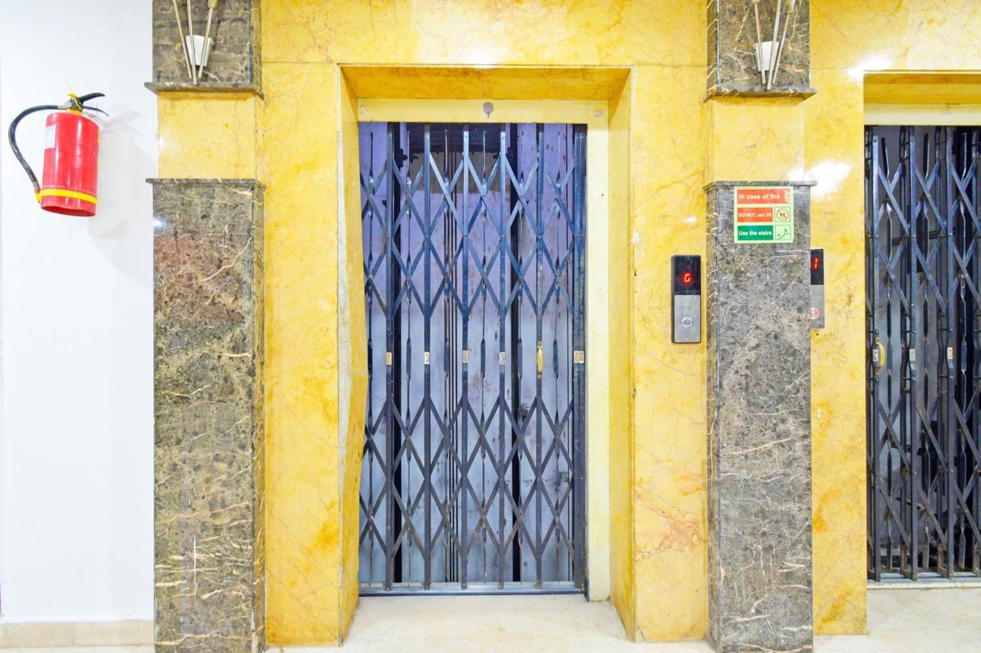 Super Townhouse Ameerpet Balkampet Road Hotel 3*
