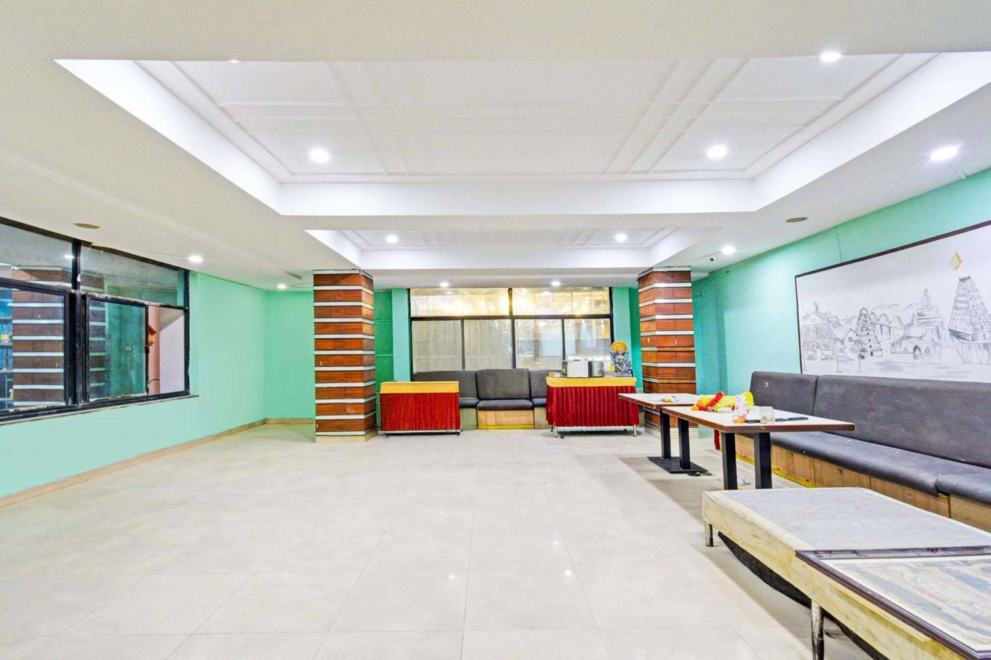 Super Townhouse Ameerpet Balkampet Road