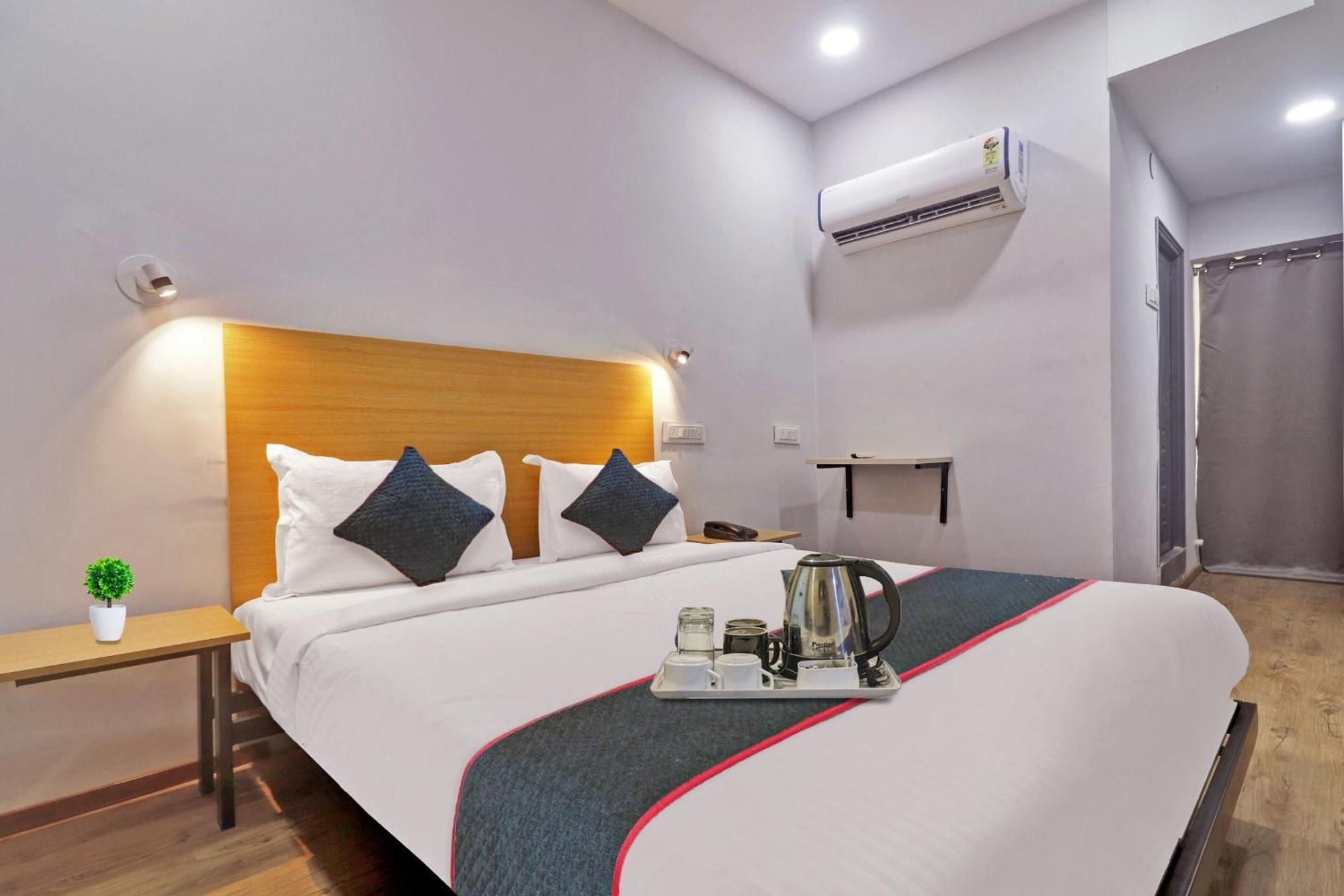 Townhouse S Continental Hotel 4*