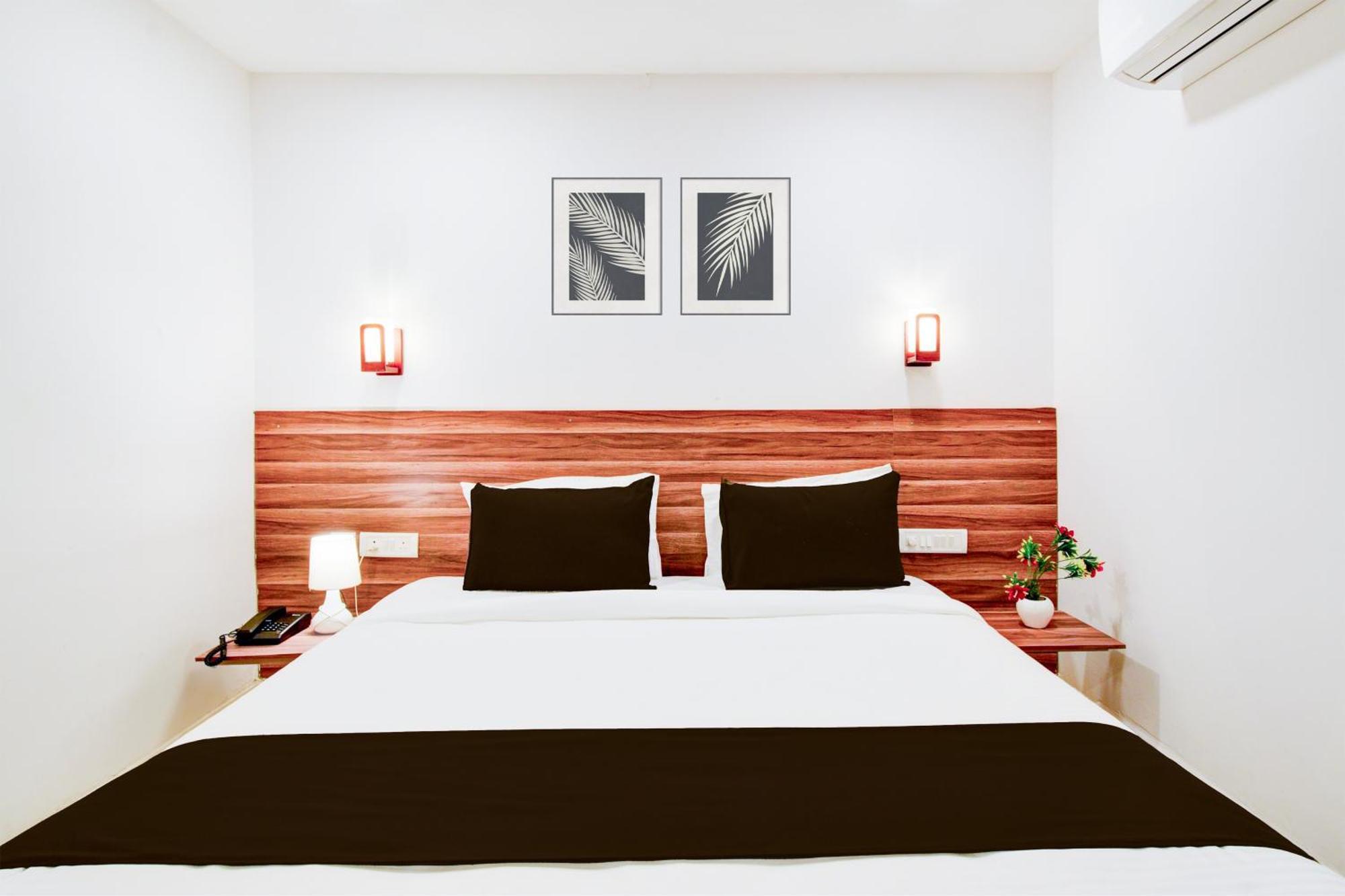 Super Srh Luxury Near Rail Nilayam, Ncl. 3*