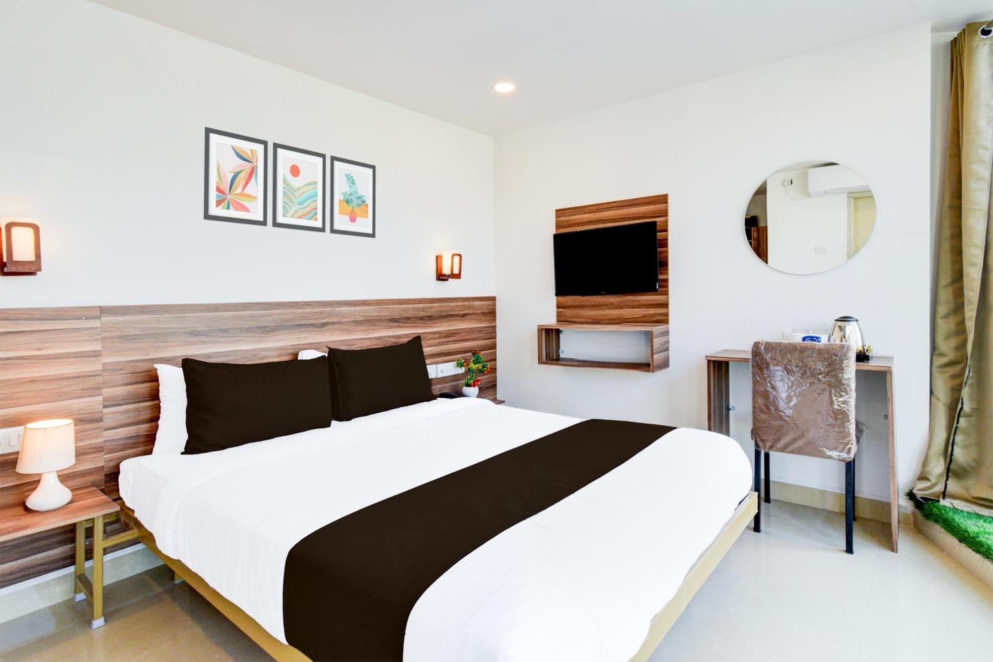 Super Srh Luxury Near Rail Nilayam, Ncl. Hyderabad
