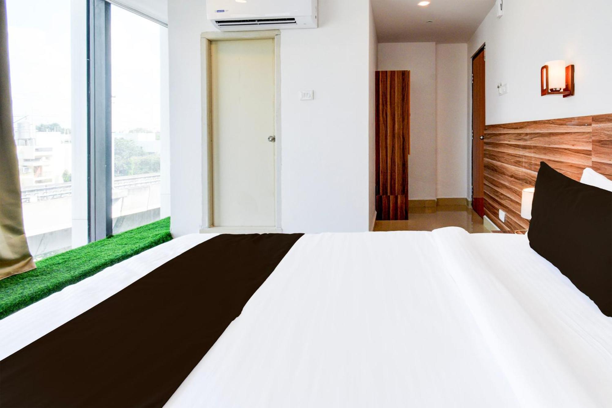 Super Srh Luxury Near Rail Nilayam, Ncl. 3* Hyderabad
