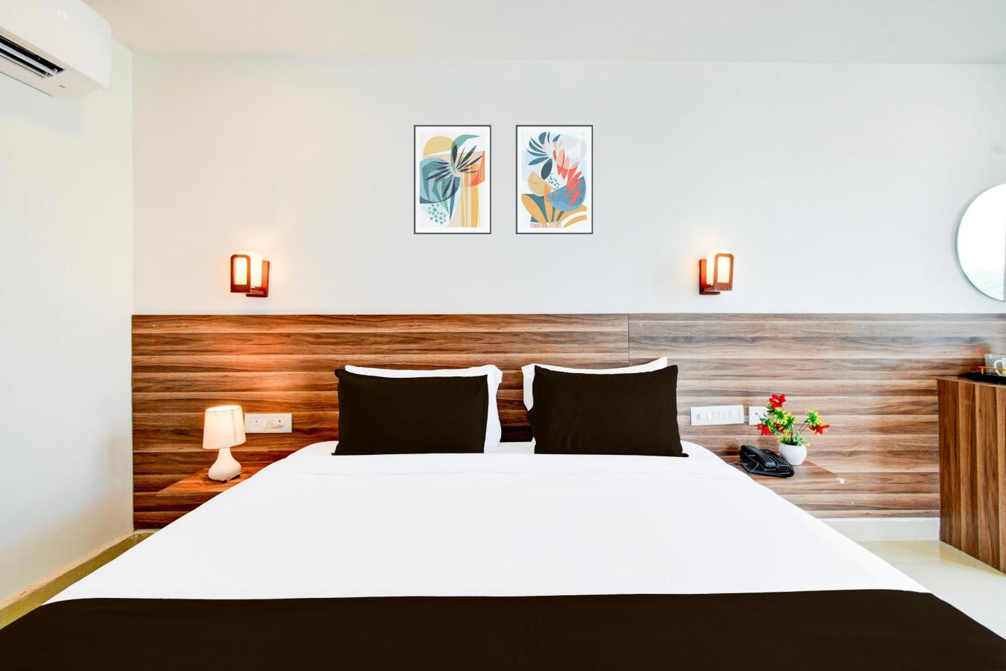 Super Srh Luxury Near Rail Nilayam, Ncl. Hotel Hyderabad