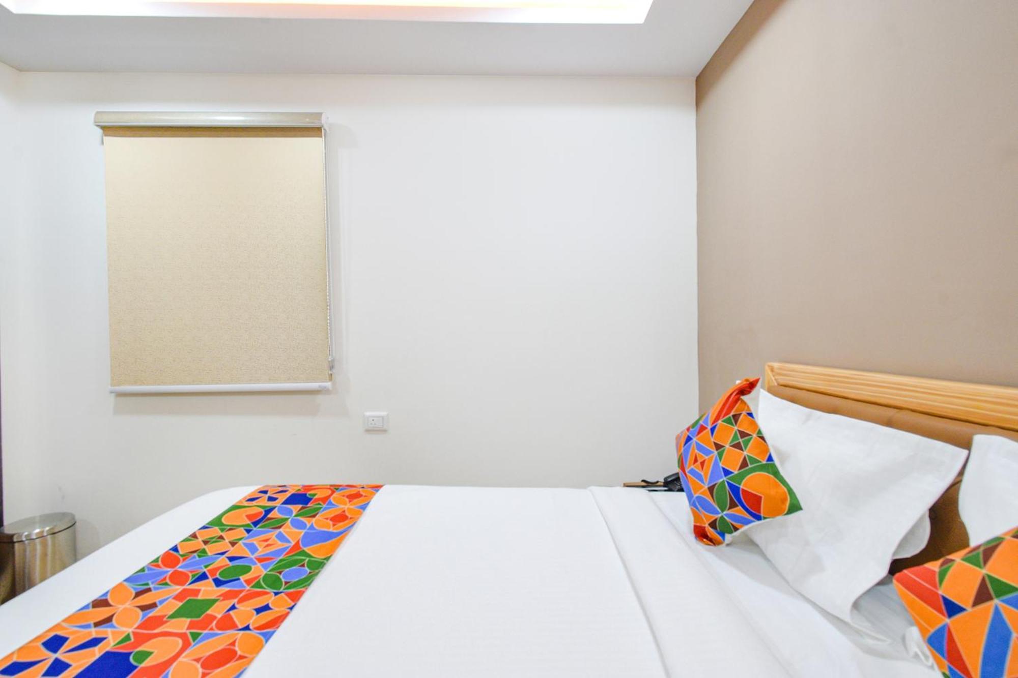 Hotel Fabhotel Seri- Nr Kims Hospital, Gachibowli 3*