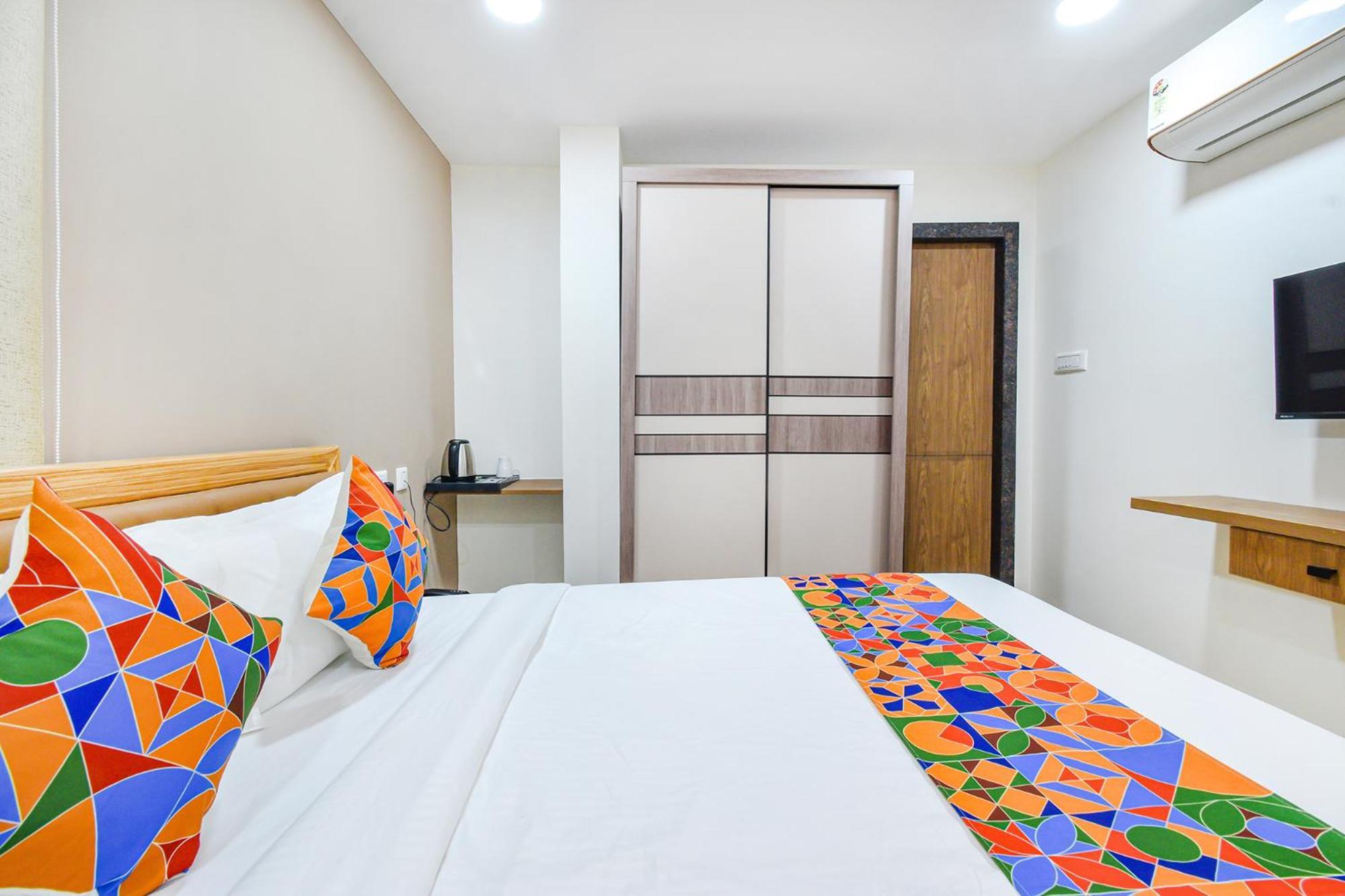 Fabhotel Seri- Nr Kims Hospital, Gachibowli Hotel Hyderabad