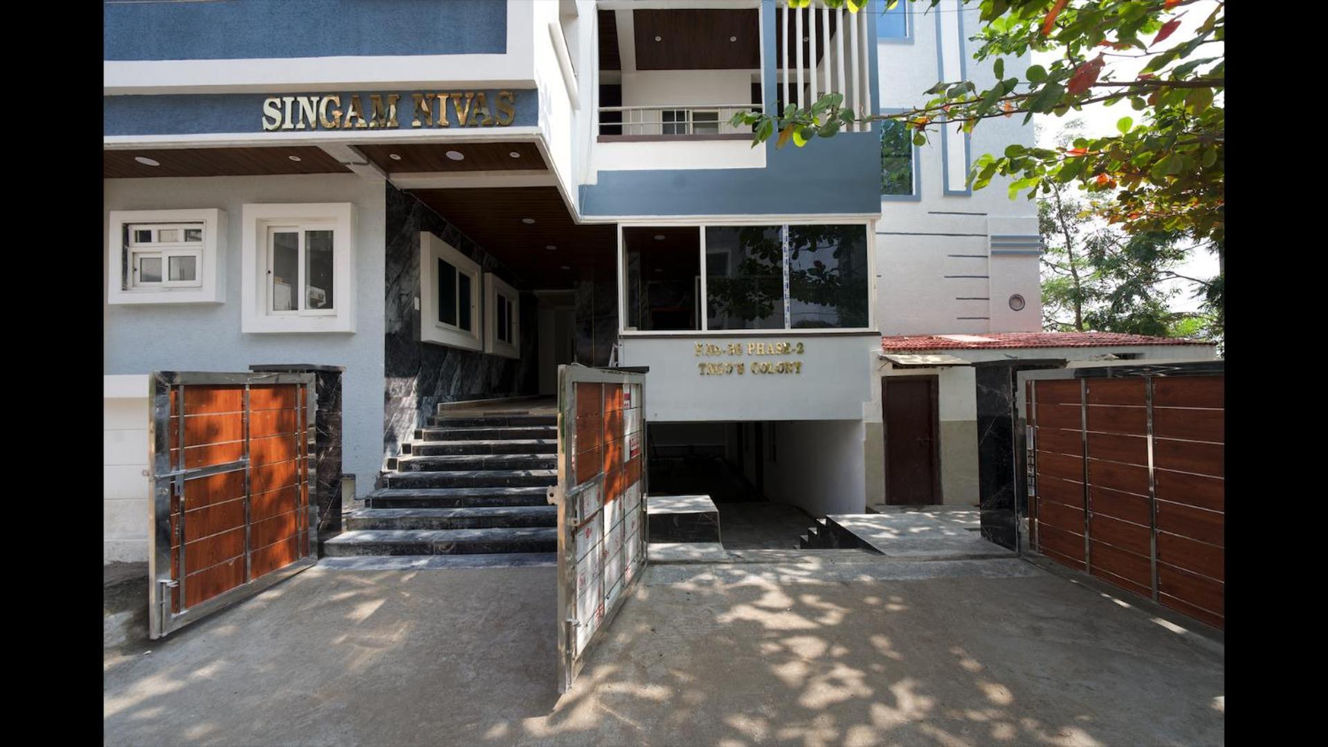 Singam Nivas Luxury * Hyderabad