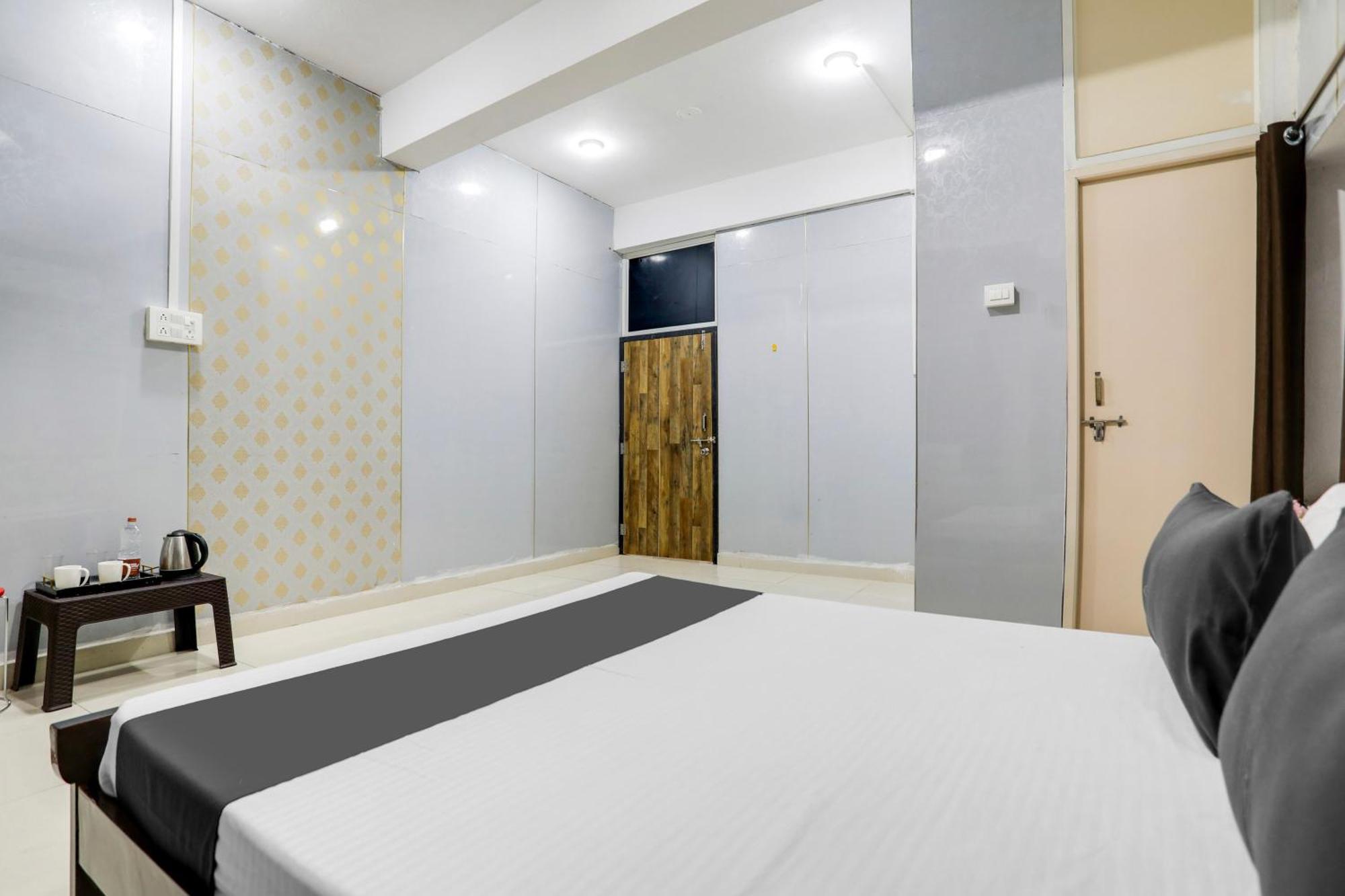 O Veduka Banquets & Luxury Hotel 3*