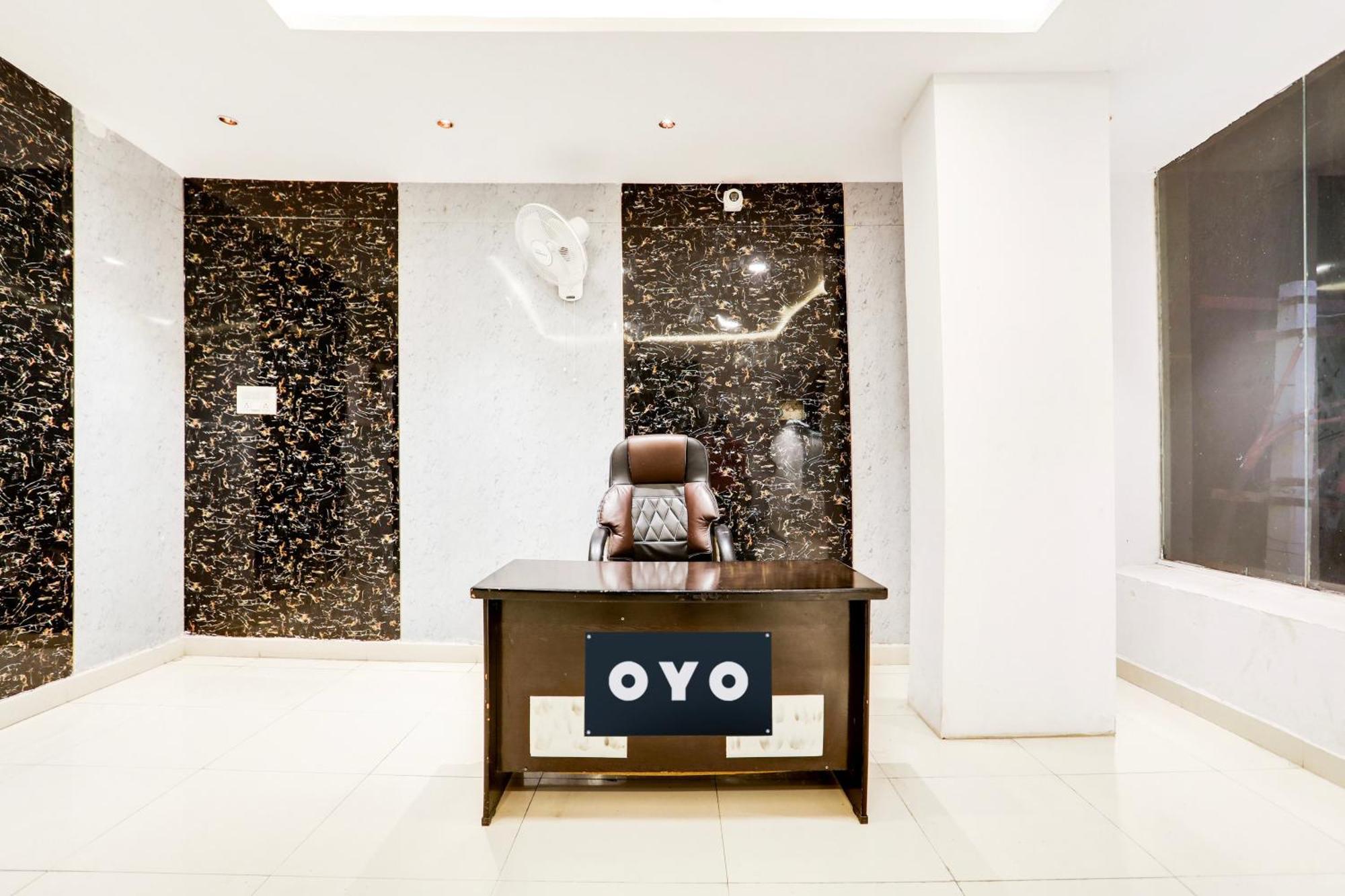 O Veduka Banquets & Luxury Hotel 3*