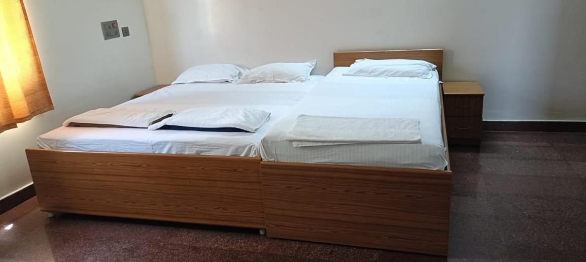 Rbr Krishna Residency Hotel Hyderabad